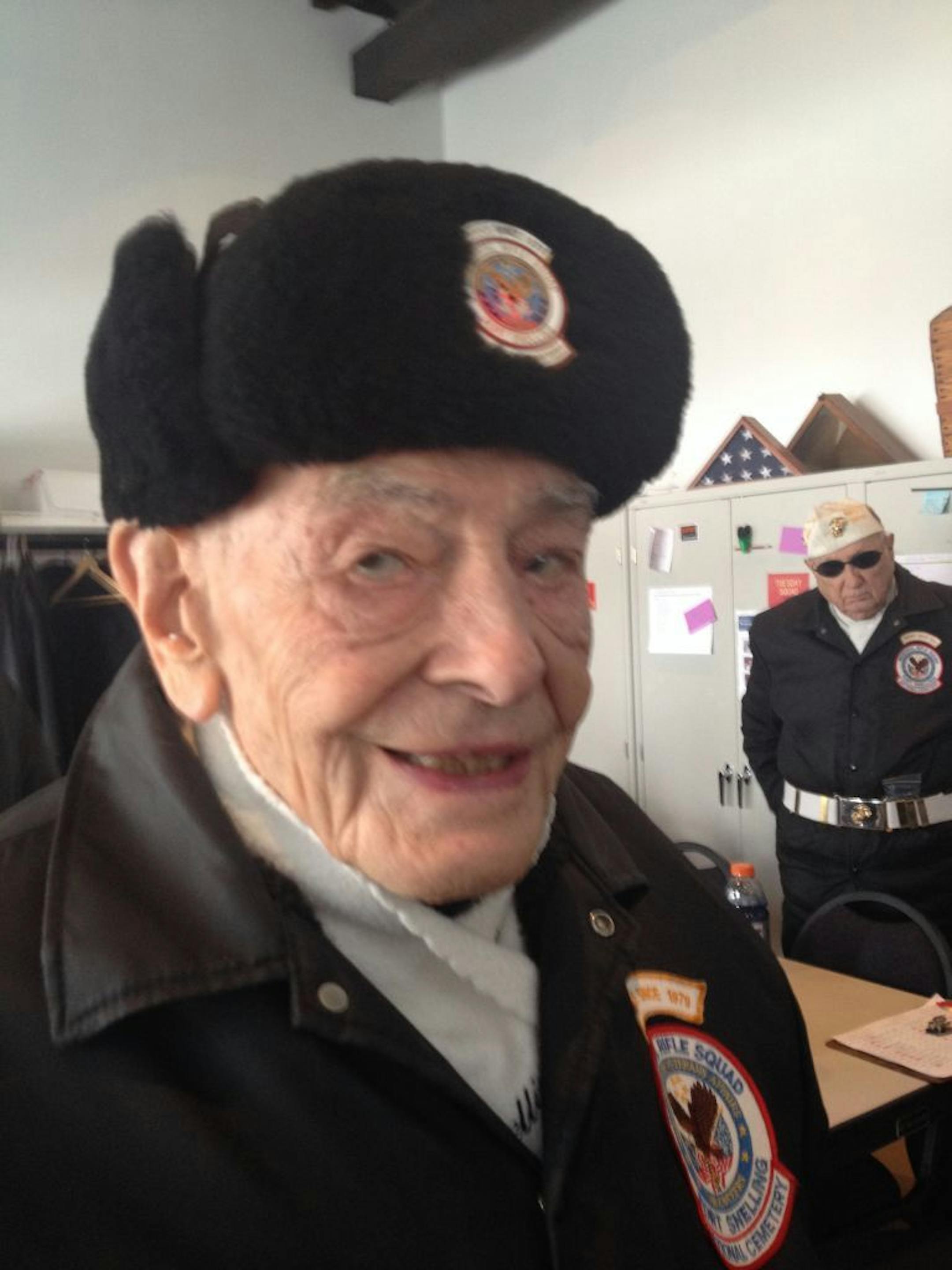 Fort Snelling National Cemetery Memorial Rifle Squad flaf bearer Quentin De Nio
