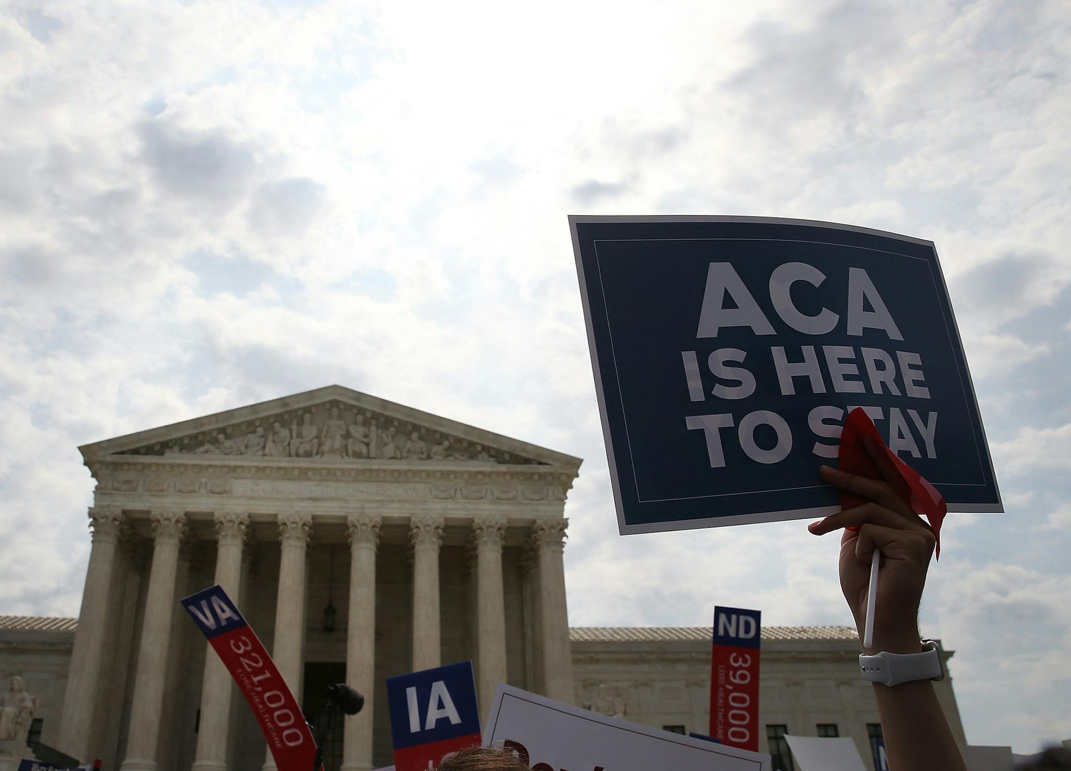 A new study suggests young adults with cancer who are protected under the ACA's dependent coverage provision were more likely to remain on private insurance longer than patients who were not offered the same protections. (Mark Wilson/Getty Images/TNS) ORG XMIT: 1818769