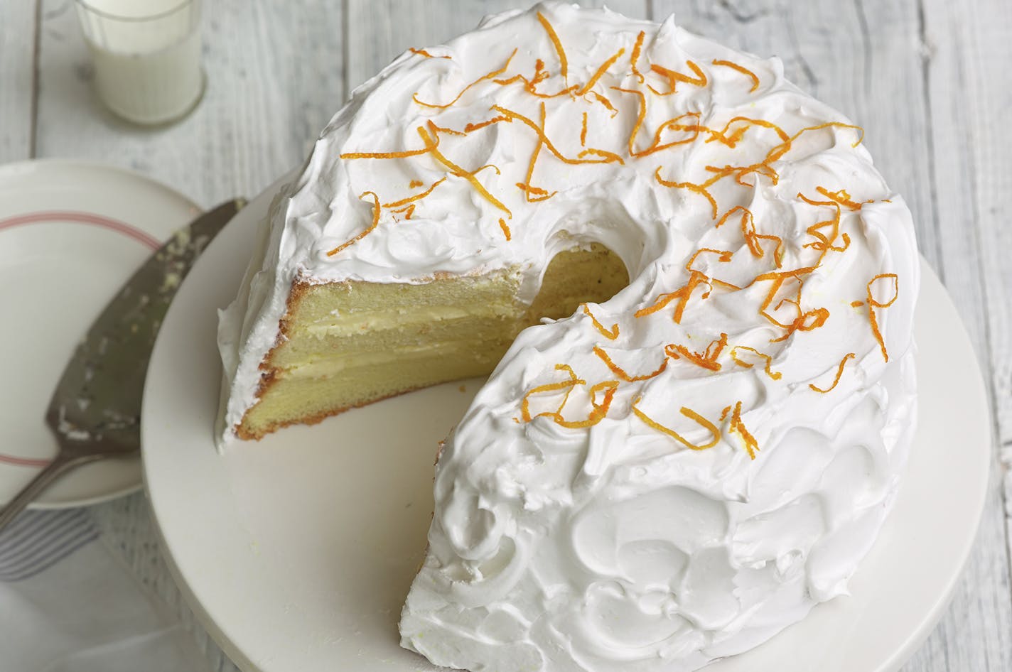 Watts Tea Room Sunshine Cake &#xa9; 2016 Ben Fink. &#xa9; James Beard&#xed;s All-American Eats by The James Beard Foundation, Rizzoli New York, 2016.