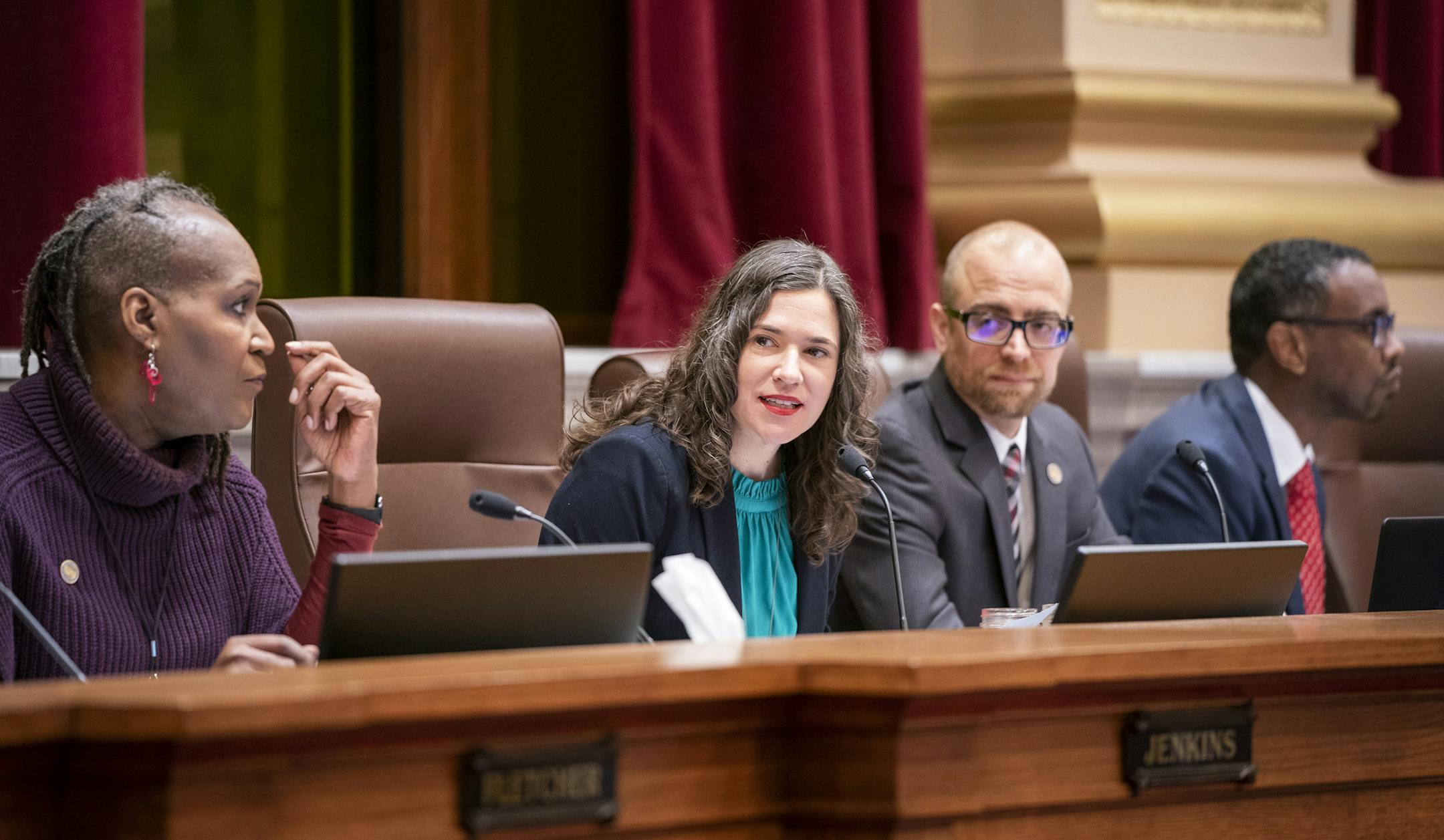 City Council president Lisa Bender, center, and other council members speak about the 2040 Comprehensive Plan before voting. ] LEILA NAVIDI ¥ leila.navidi@startribune.com BACKGROUND INFORMATION: The Minneapolis City Council votes to approve the 2040 Comprehensive Plan during a council meeting on Friday, December 7, 2018.