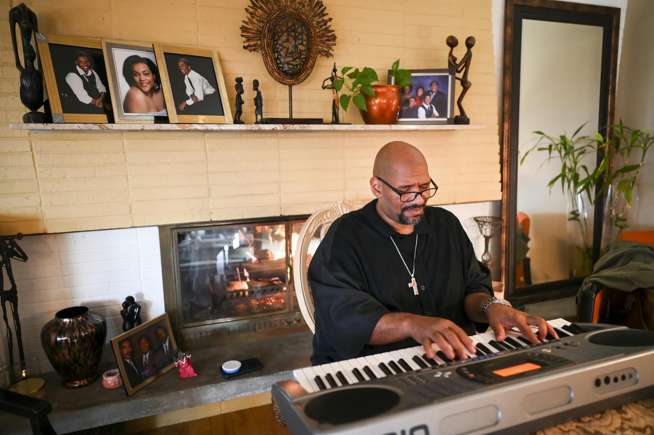 Billy Steeele played the keys during Friday's rehearsal.