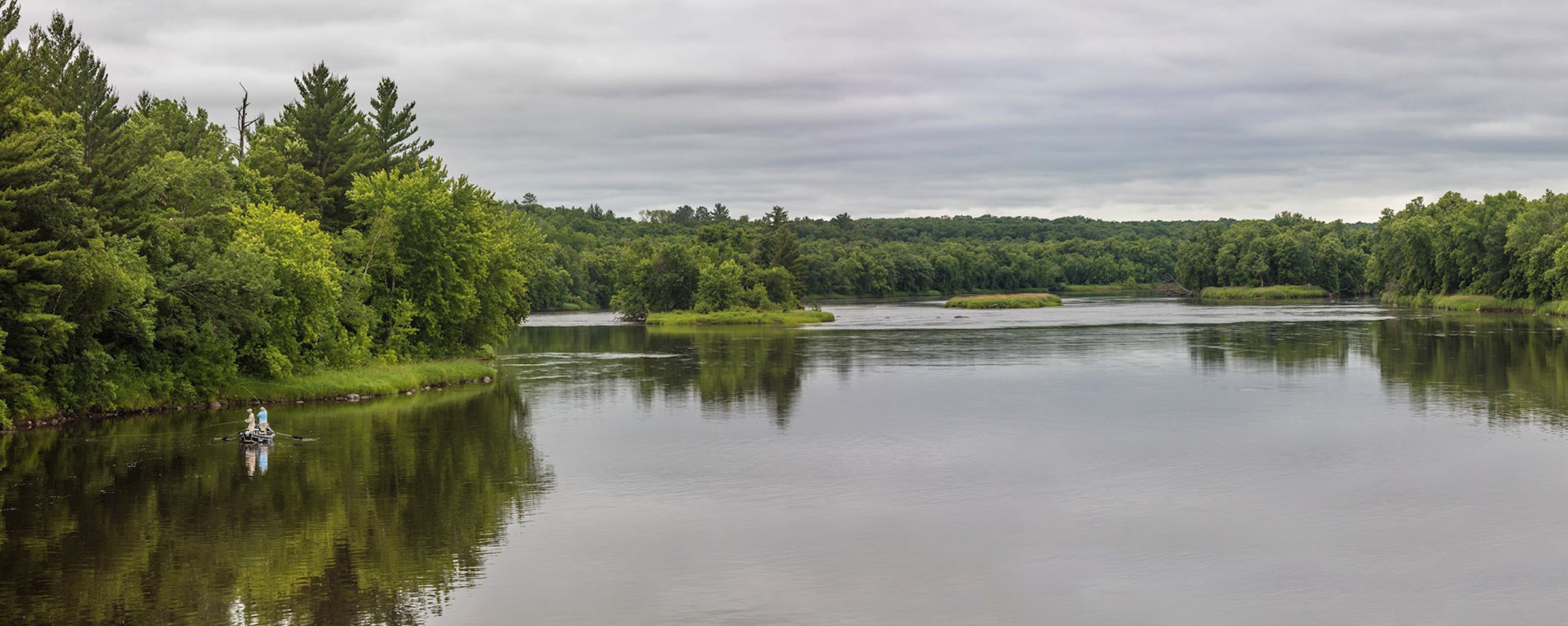 Drift boaters on the St. Croix.