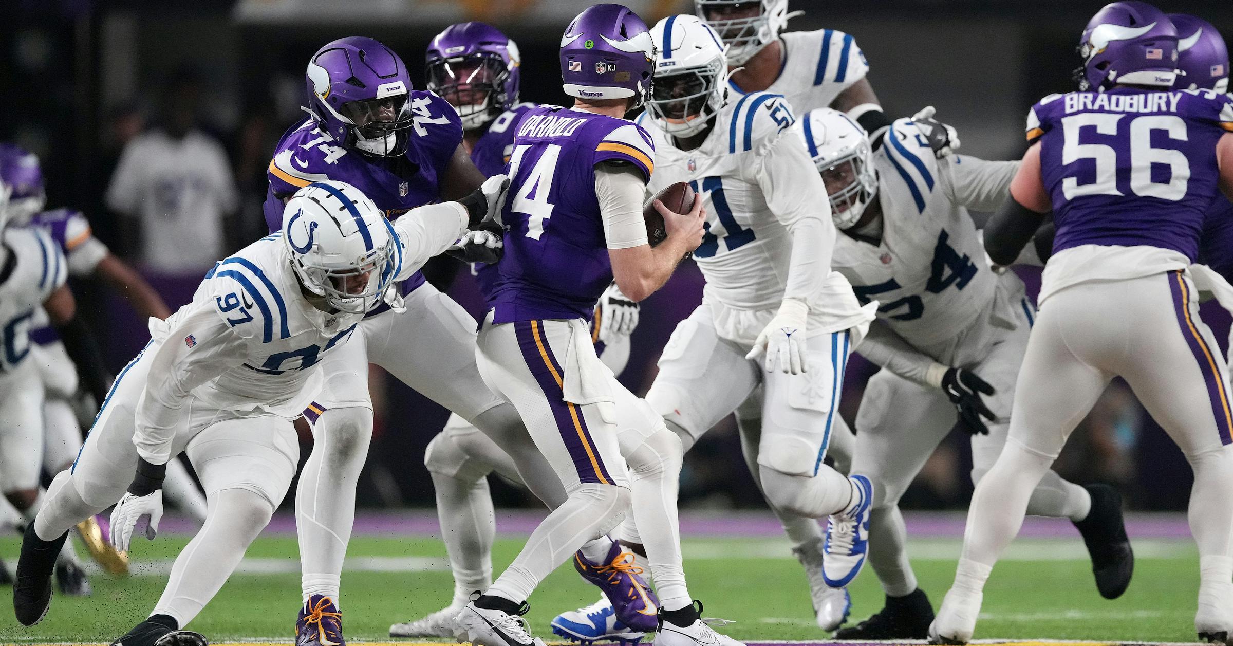 How the Vikings got Cam Robinson ready to start at left tackle