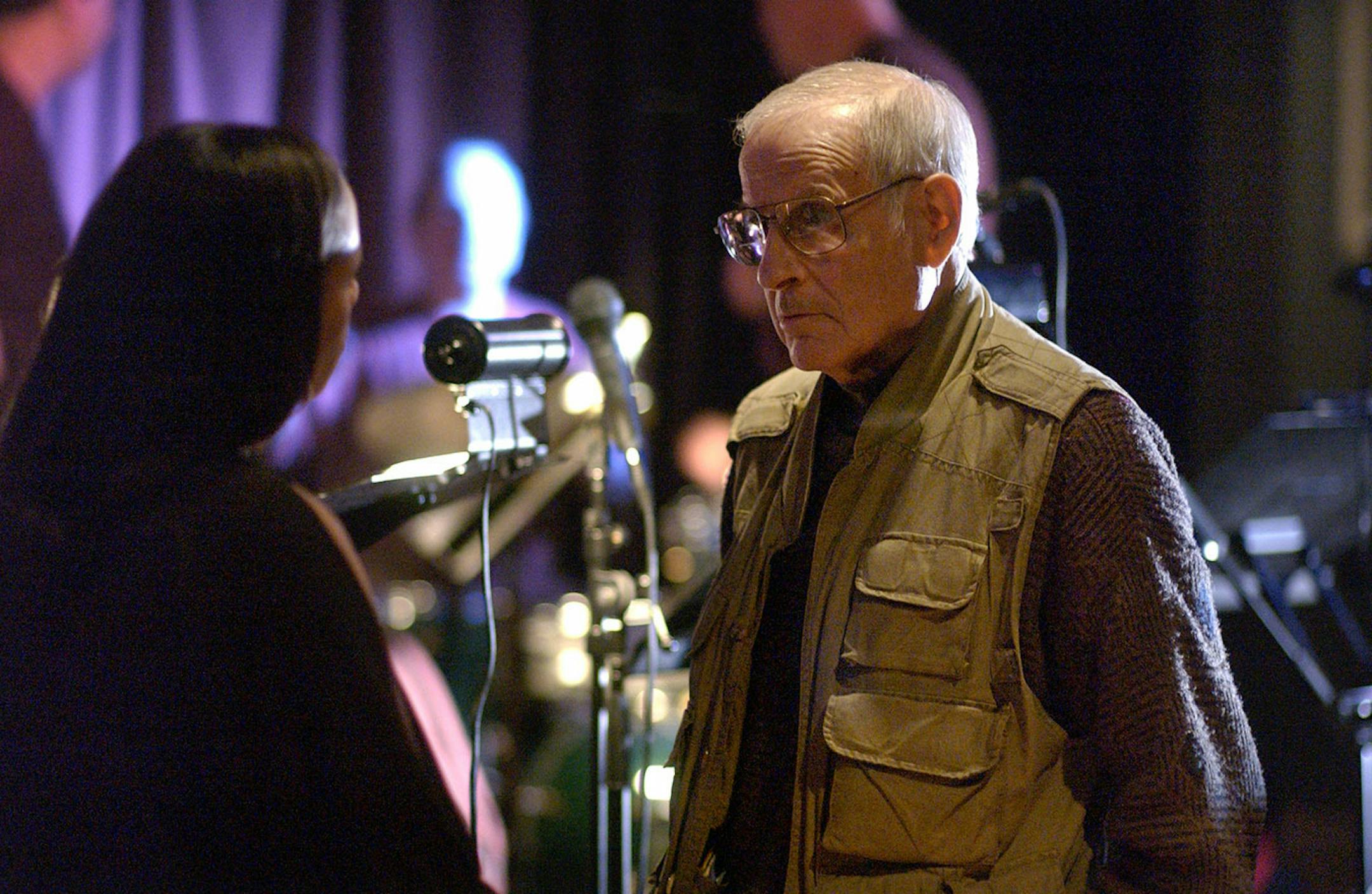 SUNDAY_05/05/02_Minneapolis - - - - - - Leigh Kamman (right) chats with jazz vocalist Charmin Michelle (left) following a set at the Artists Quarter in downtown St.Paul.