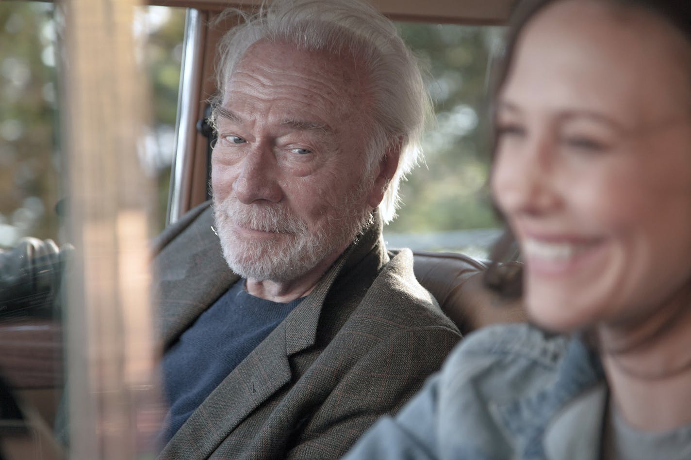 From left, Christopher Plummer as Jack and Vera Farmiga as Laura in the film, "Boundaries." (Lindsay Elliott/Sony Pictures Classics) ORG XMIT: 1233860