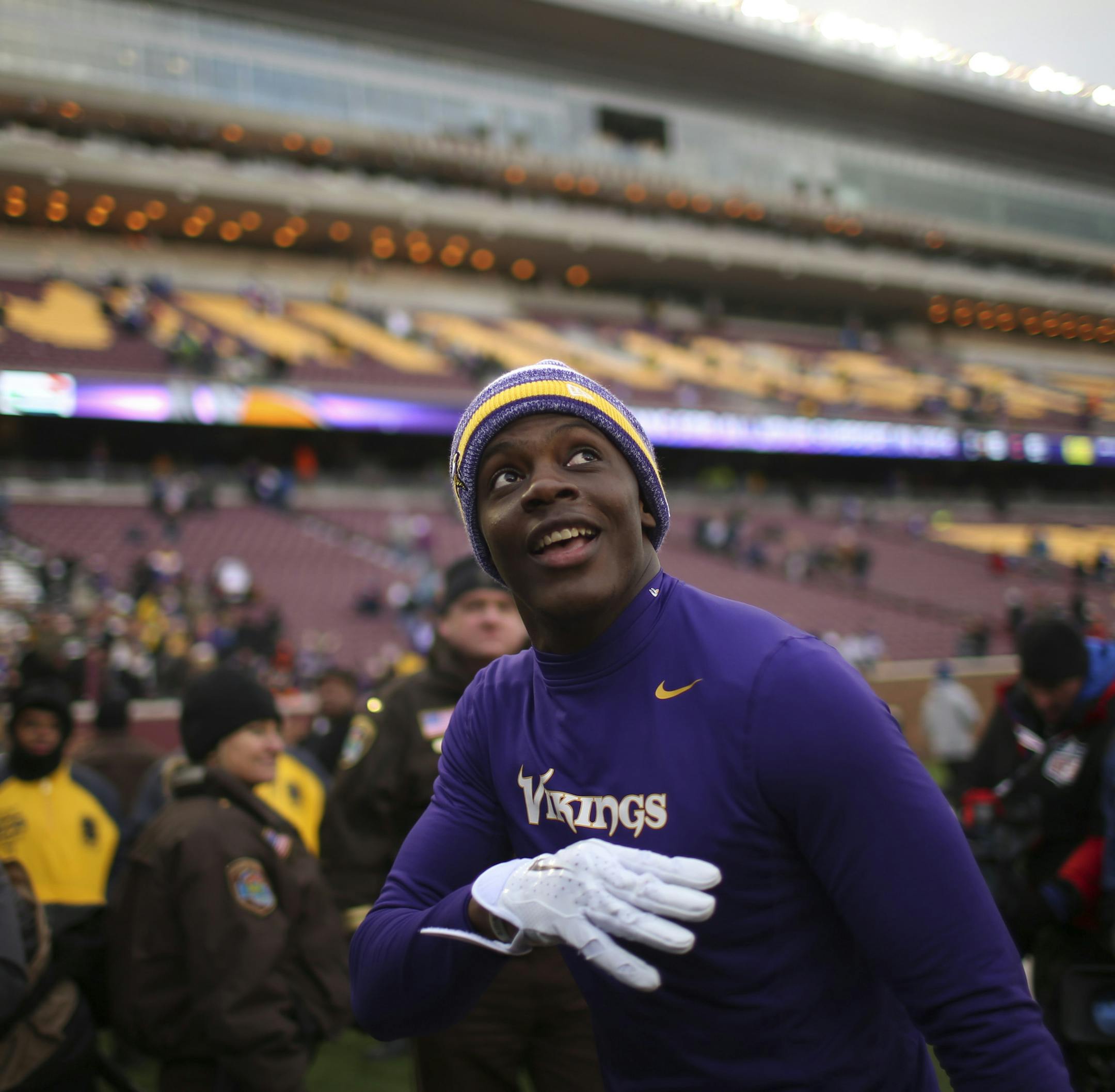 Minnesota Vikings quarterback Teddy Bridgewater (5) watched after he tossed a towel up to a fan as he ran off the field after the Vikings win Sunday afternoon at TCF Bank Stadium. ] JEFF WHEELER ‚Ä¢ jeff.wheeler@startribune.com The Minnesota Vikings eeked out a 13-9 win over the Chicago Bears at TCF Bank Stadium in Minneapolis Sunday afternoon, December 28, 2014.