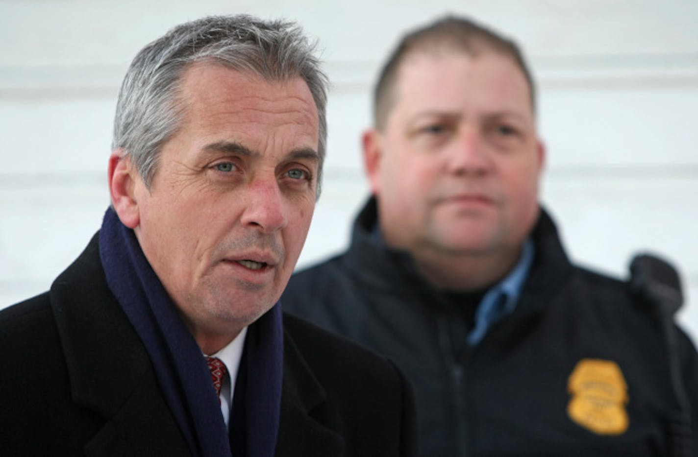 BRUCE BISPING � bbisping@startribune.com Minneapolis, MN., Monday, 12/29/2008} (left to right) Minneapolis Police Department Head of Homicide Lt. Richard Zimmerman and 4th Precinct Inspector Mike Martin held a press conference at the garage at 2222 North 4th Street, where a 15-year-old girl was found frozen two weeks ago.