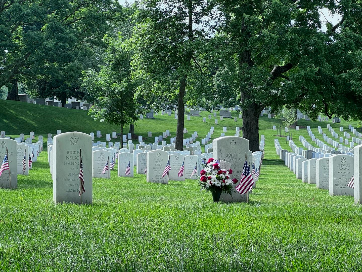 Readers Write: Memorial Day, ranked-choice voting, bonding bill, lilacs