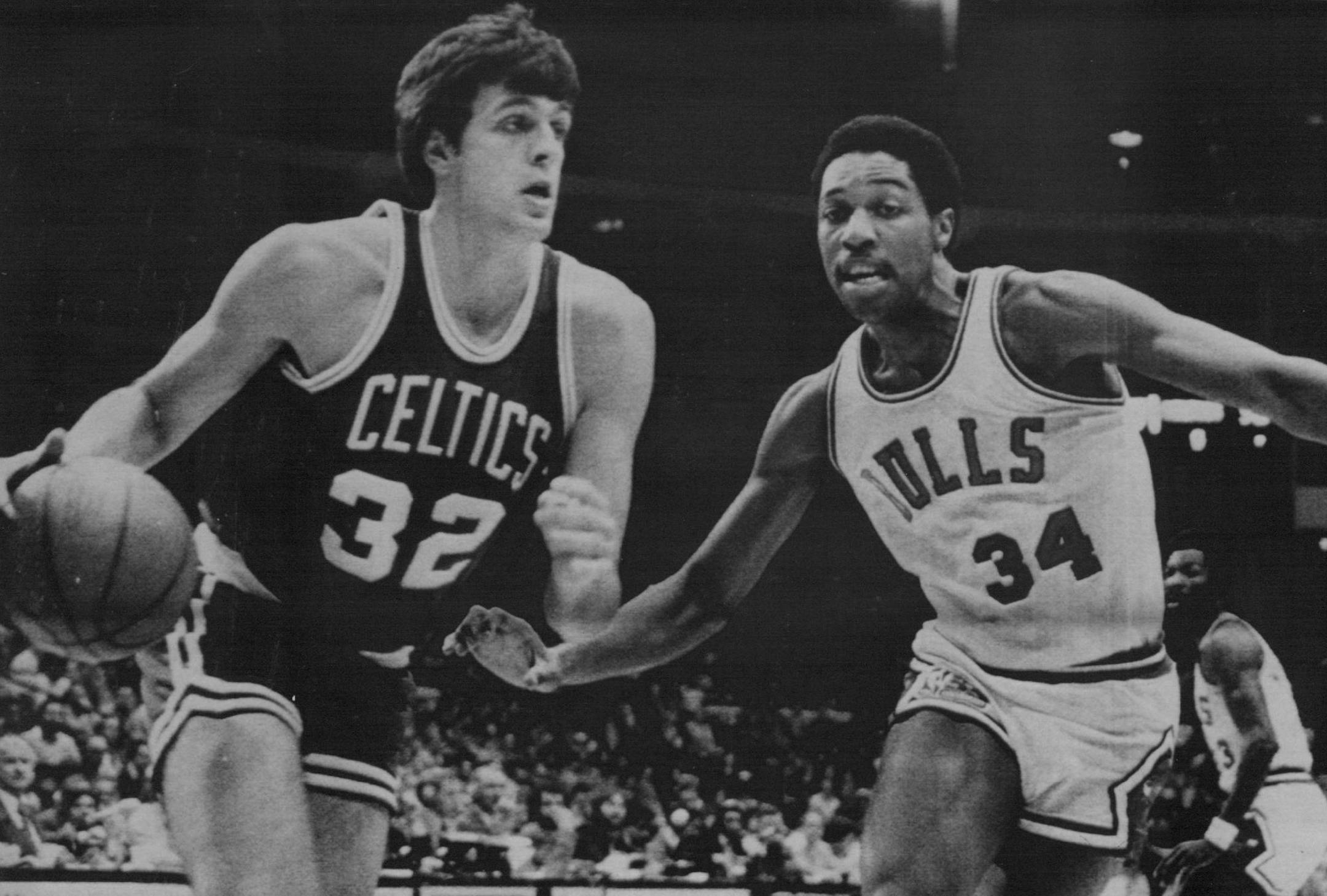 November 19, 1980 From Gopher gold to Celtic green Rookie Kevin McHale, Wearing the green uniform of the Boston Celtics, drove the baseline against ChicagoÕs David Greenwood Tuesday night in a move familiar to any Gopher basketball fan. The former University of Minnesota star scored 13 points to help the Celtics to a 113-112 victory at Chicago. Associated Press