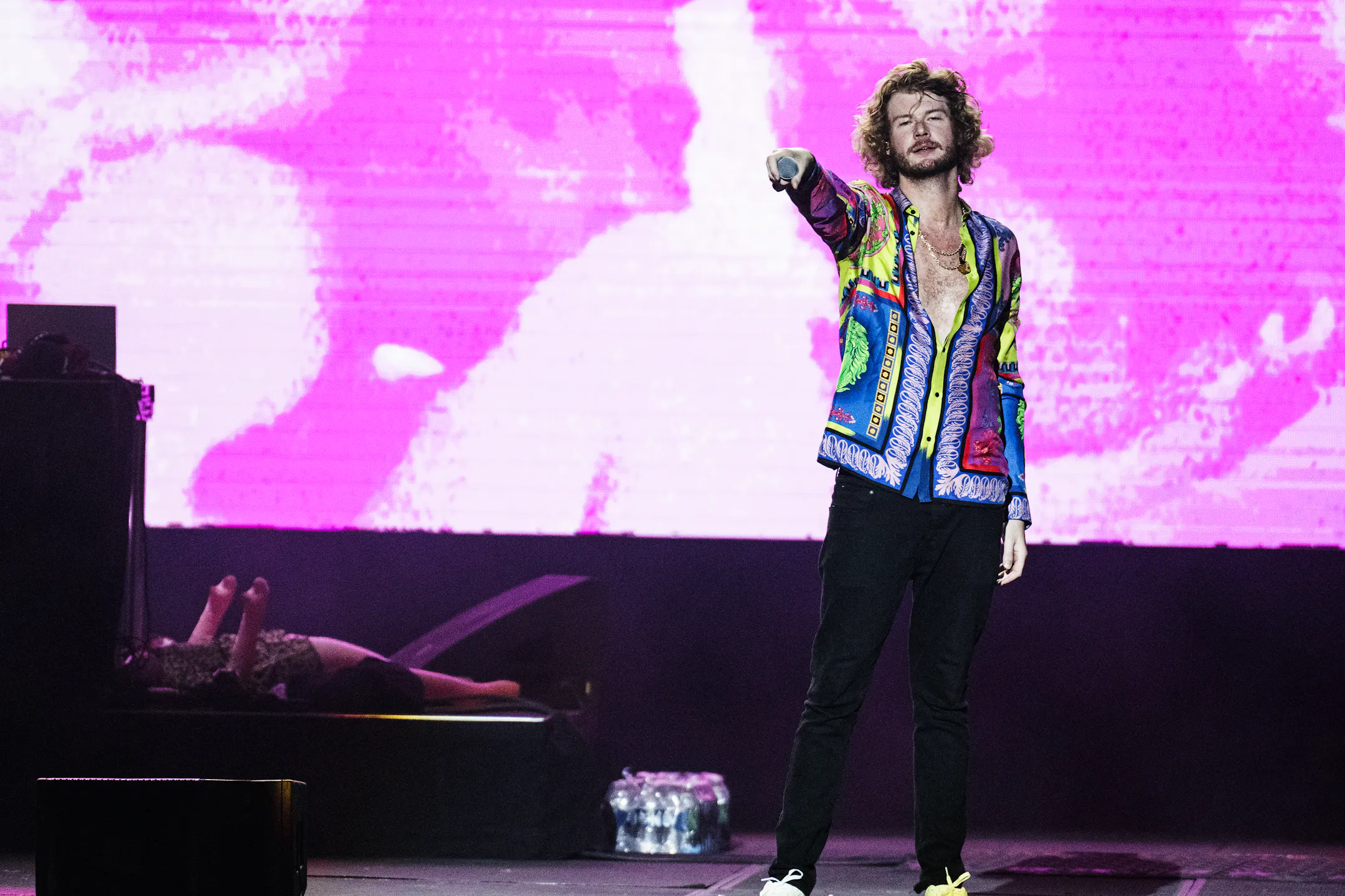 Oppy Rapper Review: Poppy Minnesota rapper Yung Gravy is all fluff at fair grandstand
