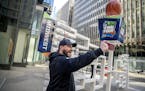 Brad Hardin, took a selfie in front of a 3-D sculpture of the Final Four bracket on the Nicollet Mall in Minneapolis. The crowd downtown will be large