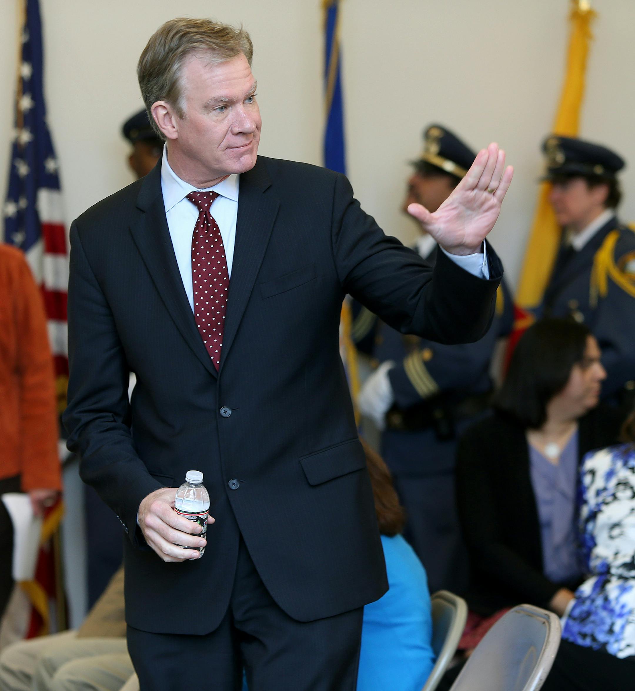 St. Paul Mayor Chris Coleman greeted guests before he delivered his annual State of the City address at the new Arlington Hills Community Center, Monday, March 31, 2014 in St. Paul, MN. ] (ELIZABETH FLORES/STAR TRIBUNE) ELIZABETH FLORES • eflores@startribune.com