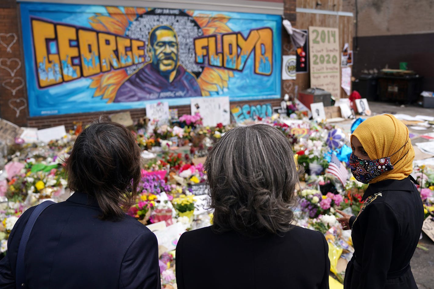 Rep. Ilhan Omar (D-MN), along with members of the United States Congressional Black Caucus visited the site of George Floyd's murder Thursday in south Minneapolis. ] ANTHONY SOUFFLE • anthony.souffle@startribune.com Rep. Ilhan Omar (D-MN), along with State Attorney General Keith Ellison, and members of the United States Congressional Black Caucus visited the site of George Floyd's murder Thursday, June 4, 2020 in south Minneapolis.