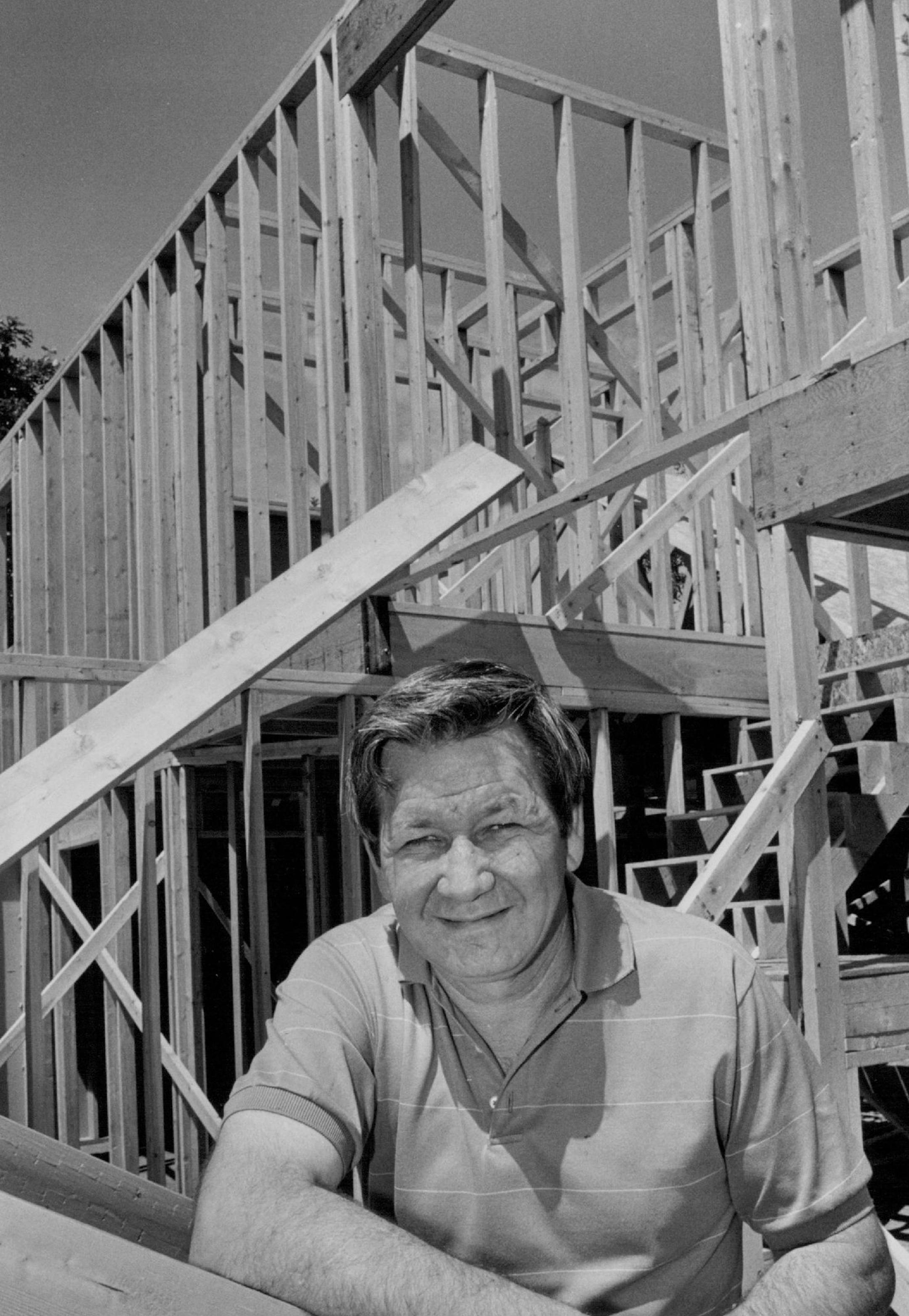 June 23,1986 Jim Stanton,president of the Minnesota Association of Realtors: "Other than the real estate industry ,where else can a farm kid have the opportunities that I've had?" June 13,1986 Art Hager,Minneapolis Star Tribune