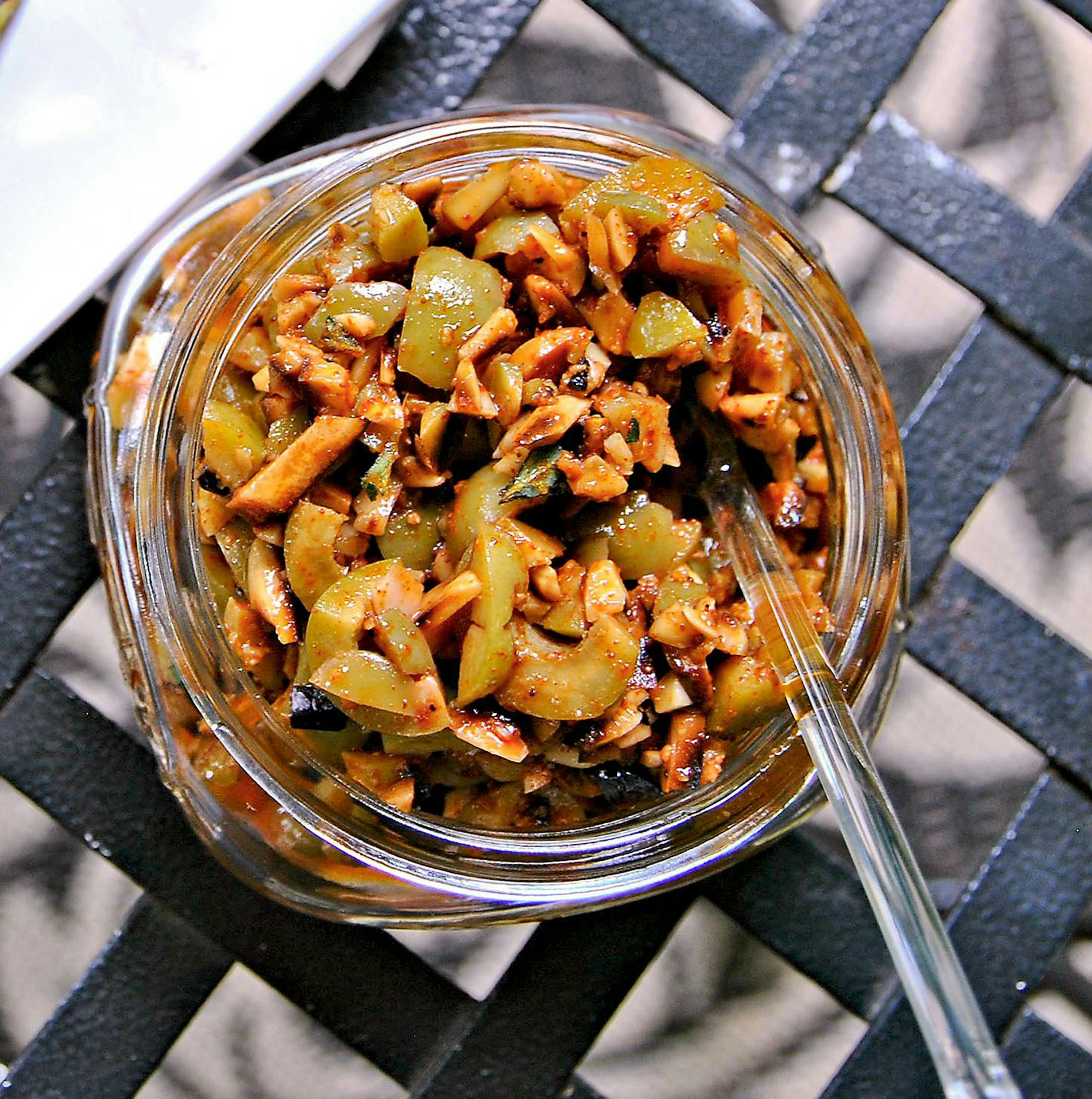 Castelvetrano Olive-Almond Salsa. (Gretchen McKay/Pittsburgh Post-Gazette/TNS) ORG XMIT: 1187253