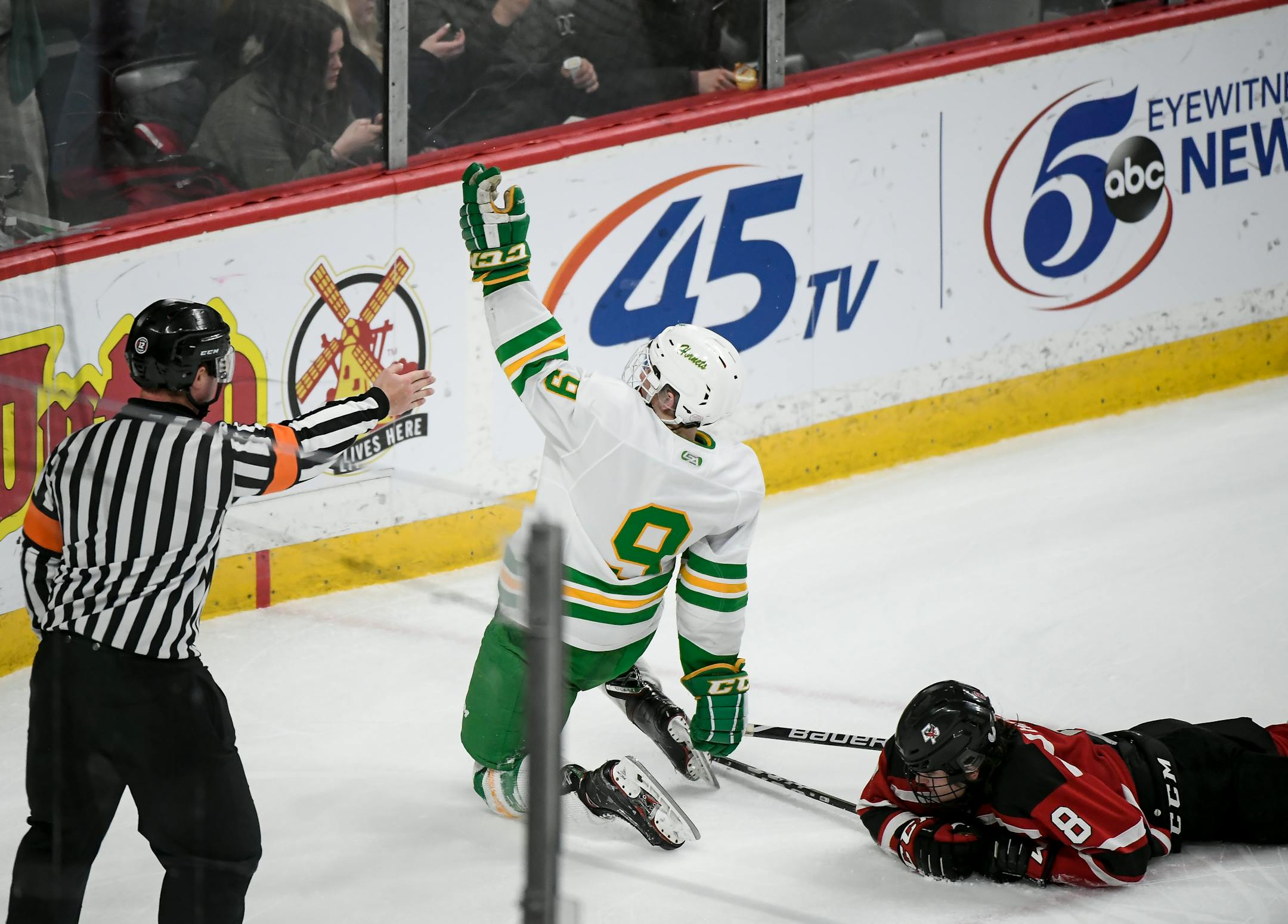 Edina forward Peter Colby celebrated his go-ahead goal against Eden Prairie in the third period of the Class 2A boys' hockey tournament title game Saturday night.