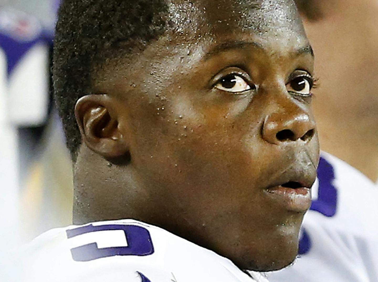 Minnesota Vikings quarterback Teddy Bridgewater (5) sat on the bench late in the fourth quarter. ] CARLOS GONZALEZ cgonzalez@startribune.com - September 14, 2015, Levi's Stadium, Santa Clara, CA, NFL, Minnesota Vikings vs. San Francisco 49ers, Monday Night Football