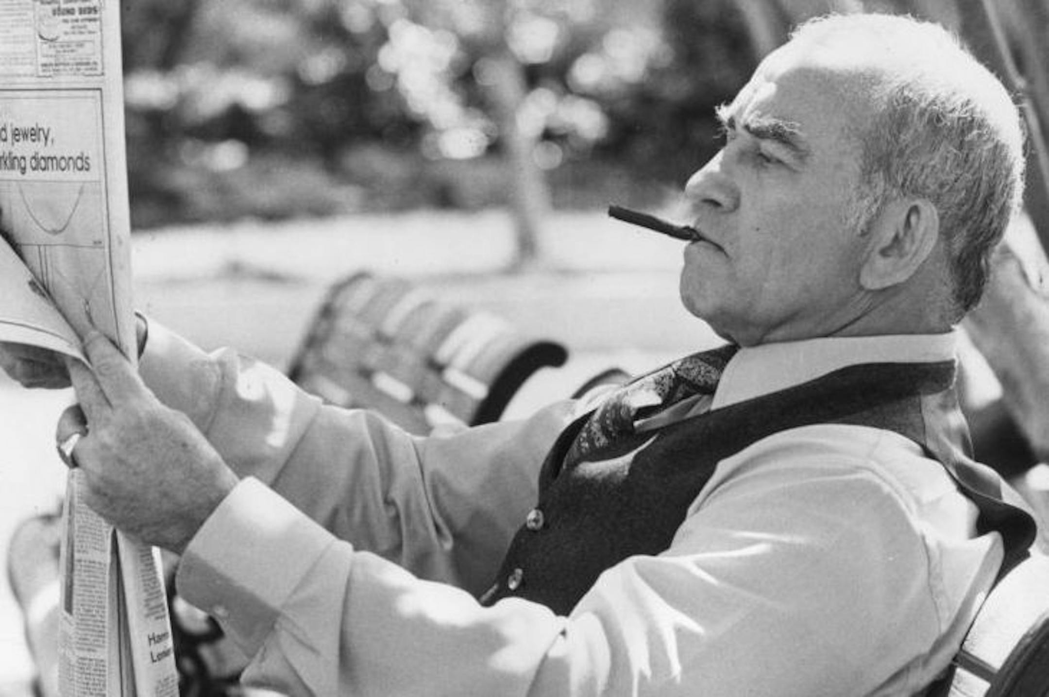 Ed Asner starred in the title role of the television series classic LOU GRANT. August 1977 handout photo courtesy of CBS Television.