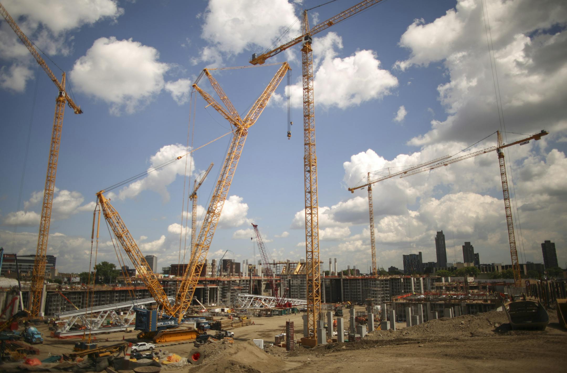 The Terex CC6800 crawler crane at the construction site of the new Multi-Purpose Stadium Wednesday afternoon, July 9, 2014. It's the second crane from the left. ] JEFF WHEELER ‚Ä¢ jeff.wheeler@startribune.com The Minnesota Sports Facilities Authority and Mortenson Construction announced that testing has begun on the Terex CC6800 crawler crane at the new Multi-Purpose Stadium. Testing of the crane will consist of raising and lowering the boom a number of times throughout the day.