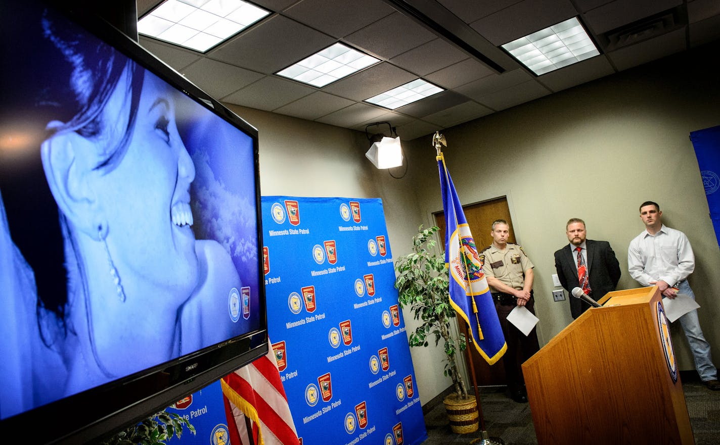 Chris Weber, right, watched a Minnesota State Patrol video warning of the dangers of distracted driving. On the screen is Andrea Boeve, who Weber struck and killed. ] GLEN STUBBE * gstubbe@startribune.com Monday, June 1, 2015 A year ago, Chris Weber was driving in Rock County, looked down at his phone and heard a thump. He killed Andrea Boeve, who was biking with her daughters. Weber spoke at a news conference on distracted driving Monday.