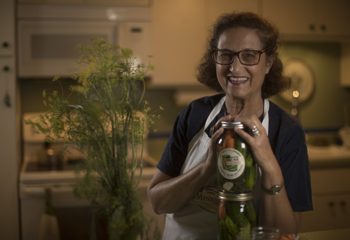 Doris Rubenstein makes traditional kosher dill pickles (brined instead of in vinegar) at her home Wednesday July 19, 2017 in Richfield, MN. ] JERRY HOLT &#xef; jerry.holt@startribune.com