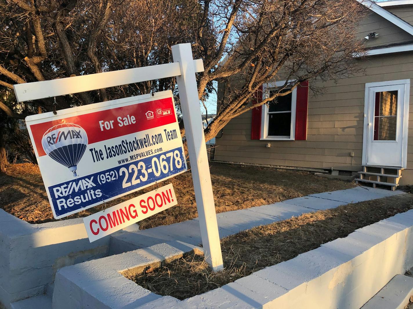 Minnesota Realtors is calling for a halt to all real estate open houses statewide as a precuation to slow the spread of COVID-19.