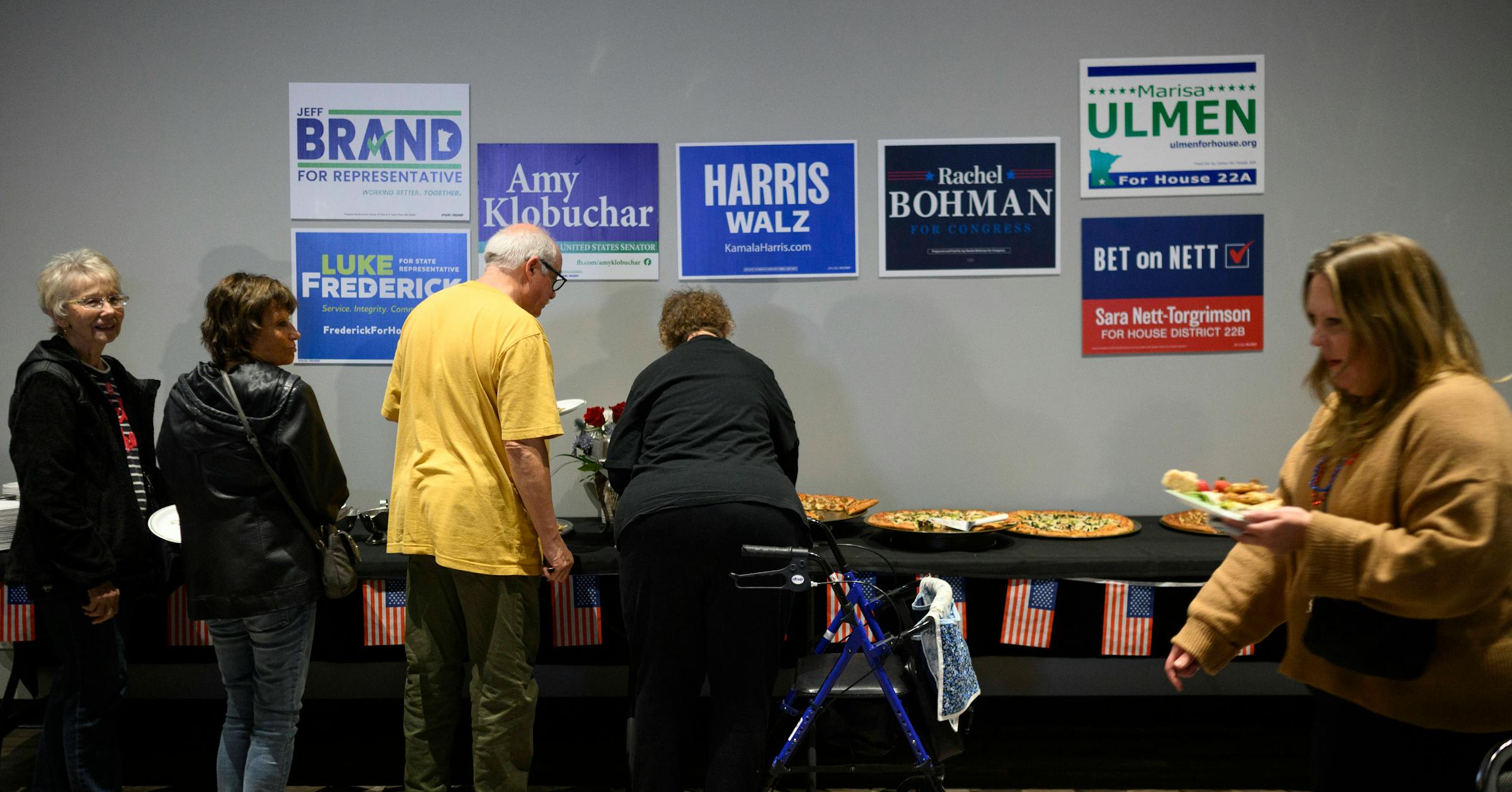 Anxiety and optimism in Mankato as Democrats gather in Walz territory