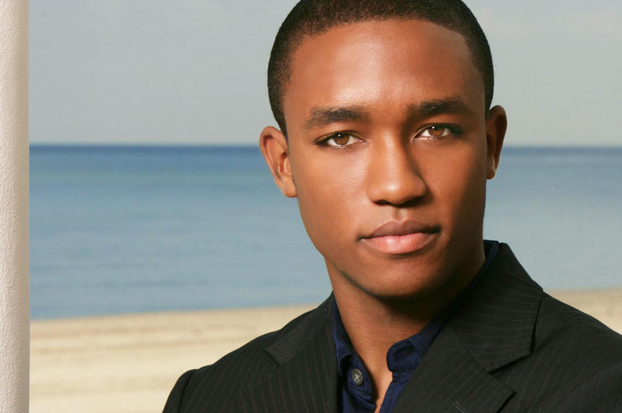 Lee Thompson Young stars as Alex in SOUTH BEACH on UPN. Gallery Photo: Robert Voets/UPN. ¬©2005 CBS Broadcasting Inc. All Rights Reserved