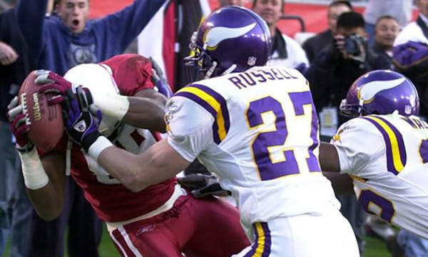 Nate Poole’s touchdown catch kept the Vikings out of the 2003 playoffs after a 6-0 start.