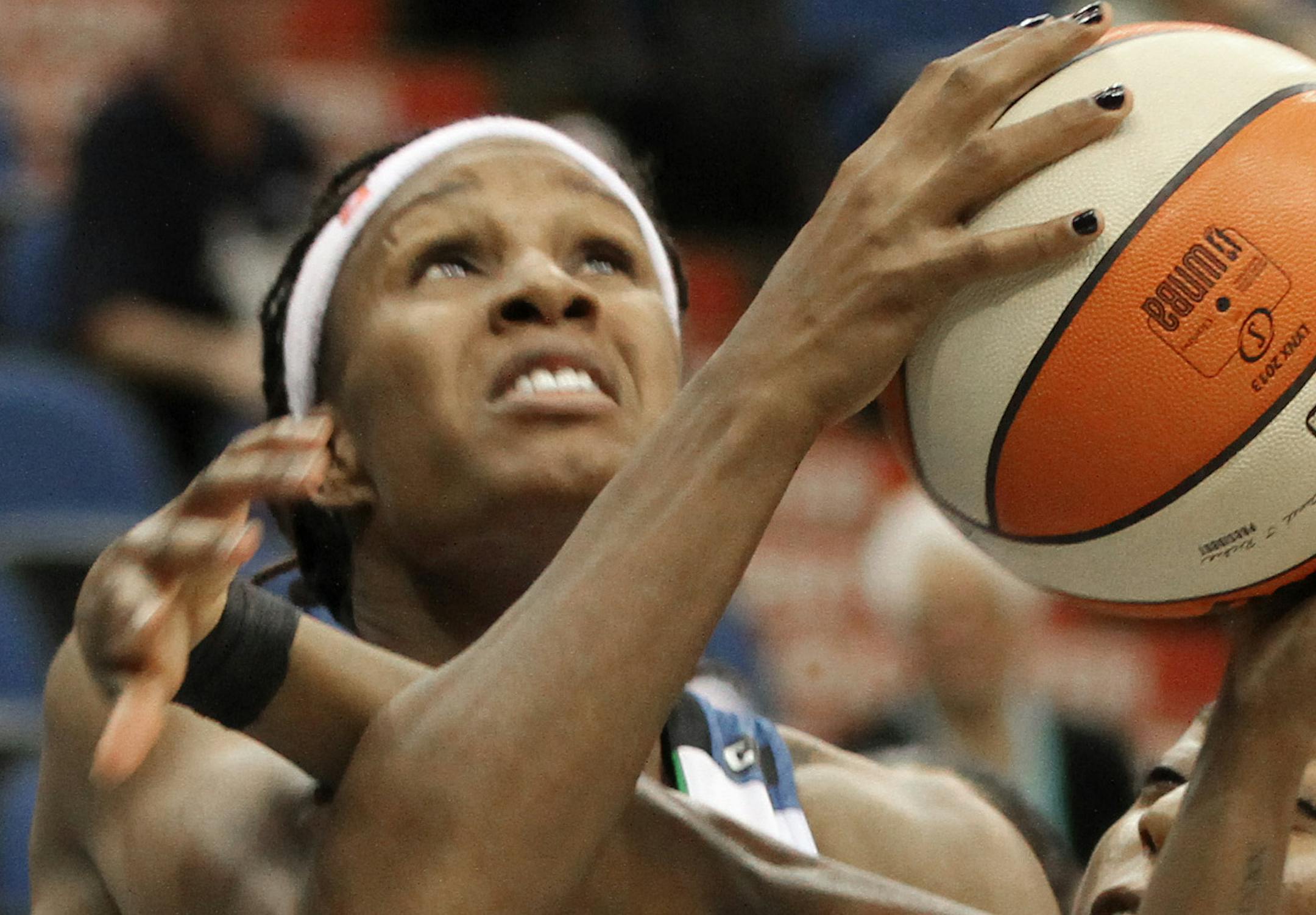 Lynx forward Rebekkah Brunson