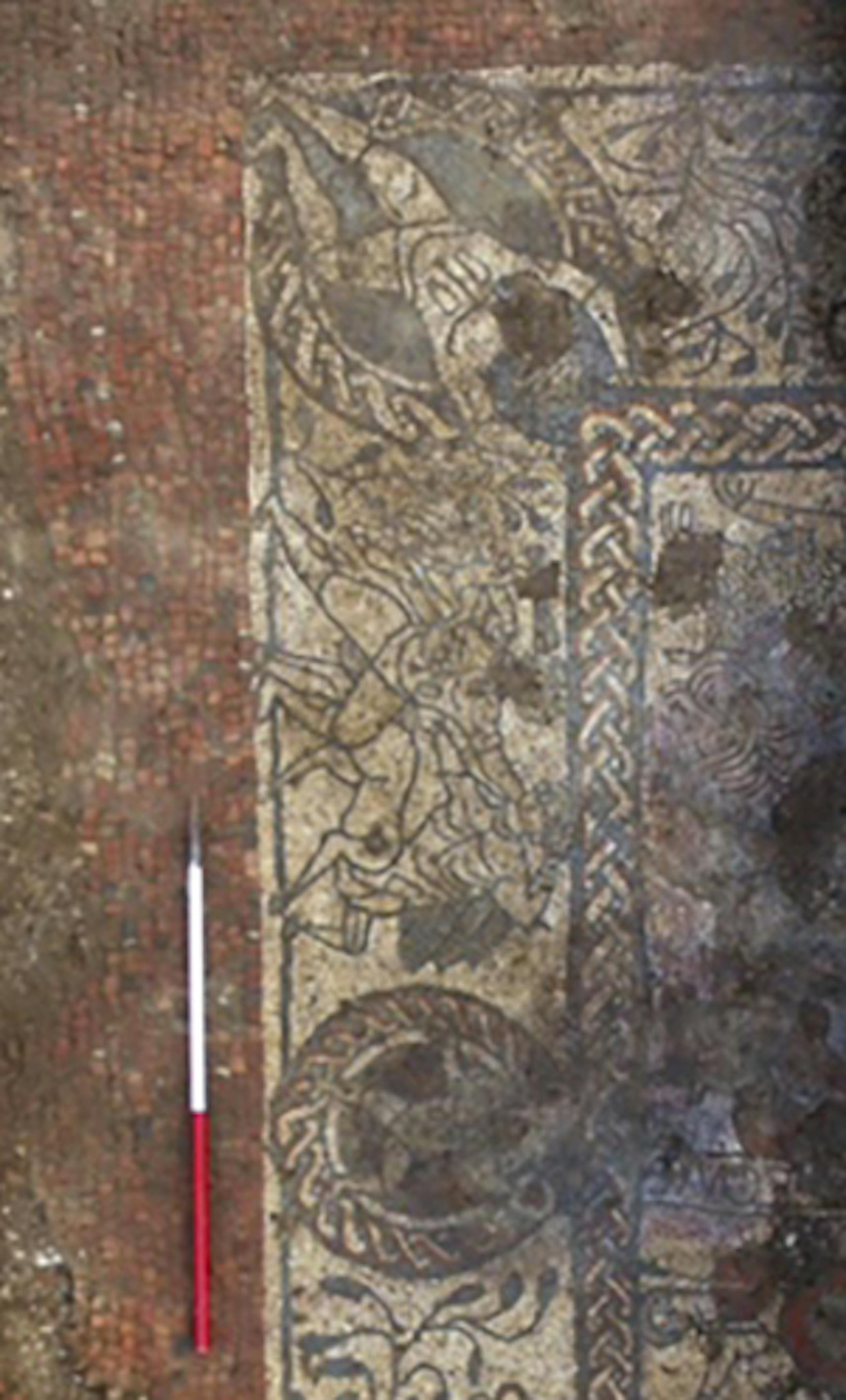 EDS.: NO LARGER SIZE AVAILABLE -- An undated handout photo of a Roman tile mosaic uncovered near Boxford in southern England, where a group of local amateur archaeologists are excavating on the site of a Roman villa thought to date from 380 A.D. Experts are describing the discovery as the most important of its type in Britain in more than half a century. (Boxford Parish Blog via The New York Times) -- NO SALES; FOR EDITORIAL USE ONLY WITH STORY SLUGGED BRITAIN ARCHAEOLOGY DISCOVERY BY CASTLE FOR