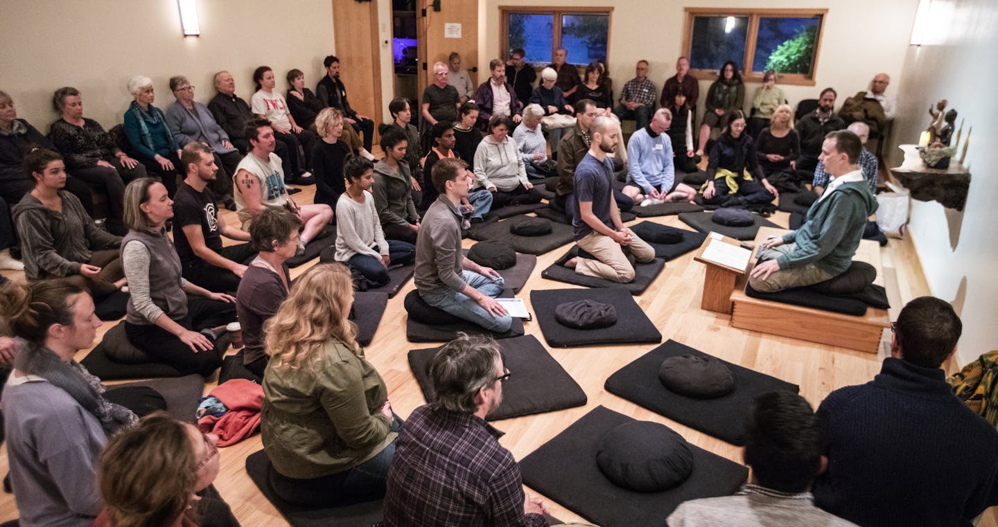 Mark Nunberg leads a meditation class. ] LEILA NAVIDI &#x2022; leila.navidi@startribune.com BACKGROUND INFORMATION: Mark Nunberg, the founder of Common Ground Meditation Center, leads a meditation class at the center in Minneapolis on Wednesday, September 26, 2018.