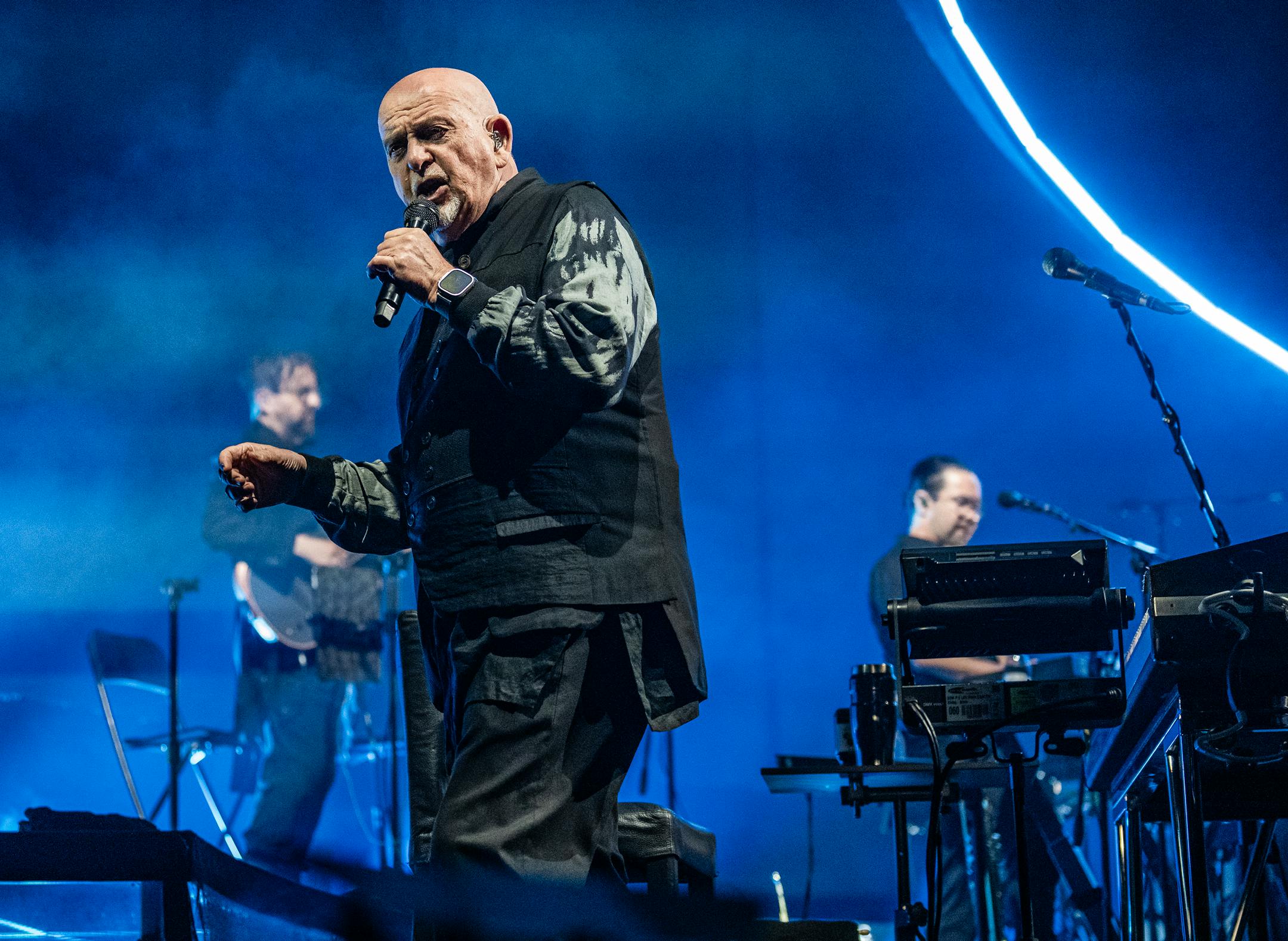 Peter Gabriel performs at the Xcel Center in St.Paul, Minn., on Tuesday, Oct. 3, 2023. ] RICHARD TSONG-TAATARII • richard.tsong-taatarii @startribune.com