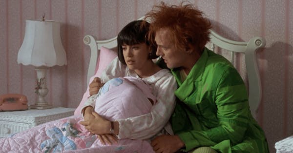 Phoebe Cates and Rik Mayall in “Drop Dead Fred.”