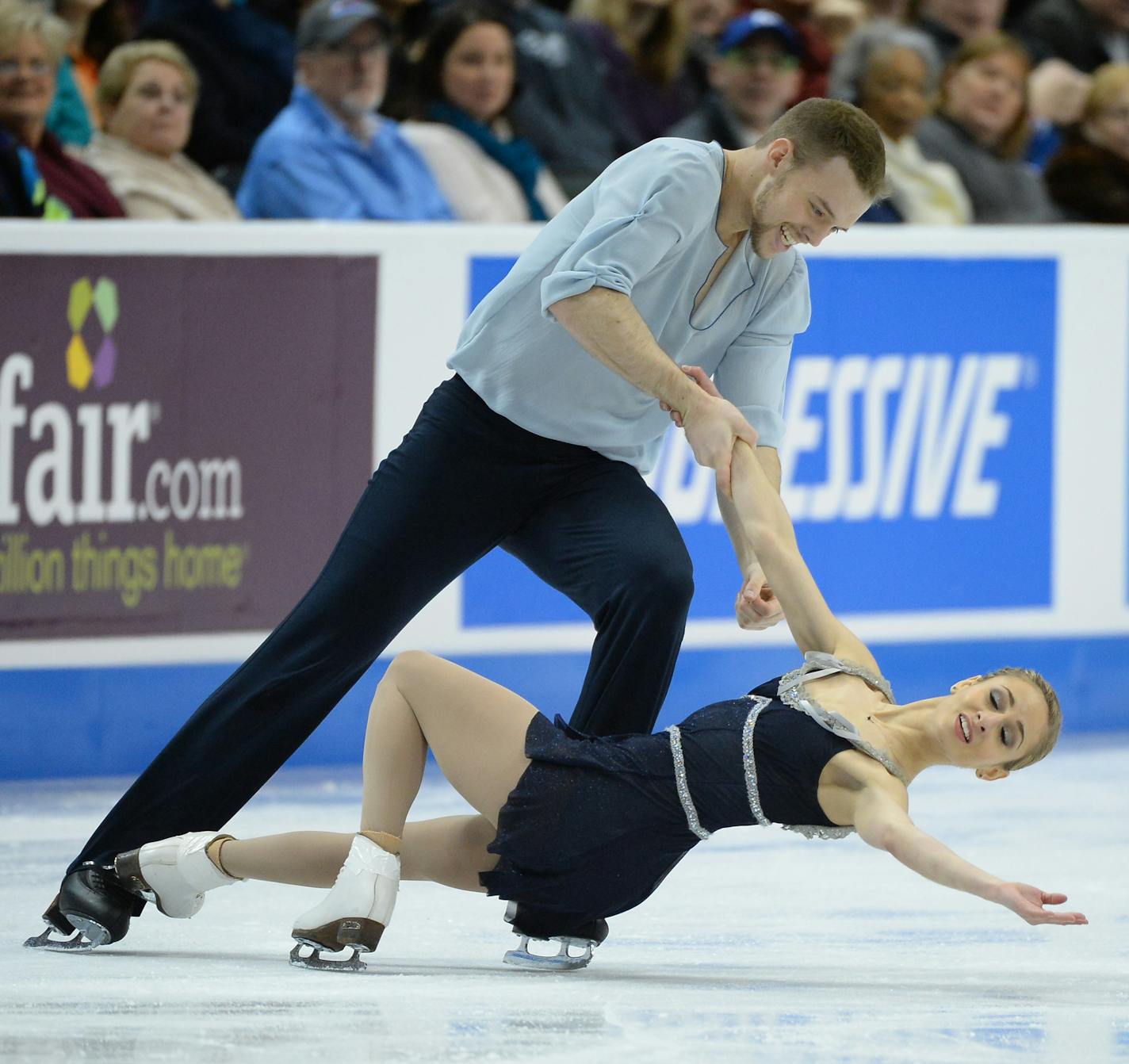 Tarah Kayne and Danny O'Shea performed in the Pairs Free Skate Competition of of the 2016 Prudential U.S. Figure Skating Championships Saturday. Kayne and O'Shea won 1st place with a score of 142.04. ] (AARON LAVINSKY/STAR TRIBUNE) aaron.lavinsky@startribune.com The Championship Pairs Free Skate Programs of the 2016 Prudential U.S. Figure Skating Championships was held at Xcel Energy Center on Saturday, Jan. 23, 2016 in St. Paul, Minn.