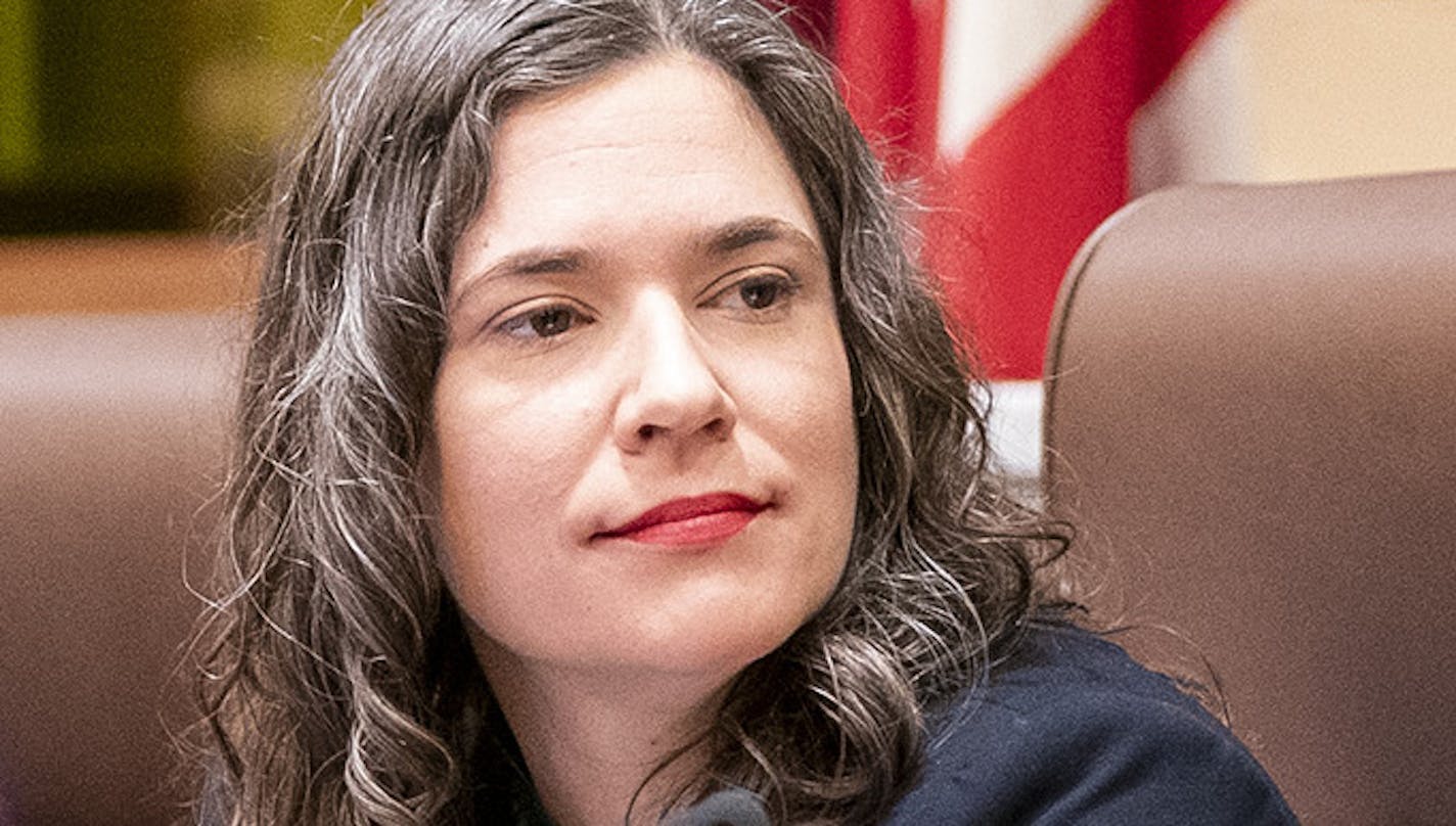 City Council president Lisa Bender, center, and other council members vote on the 2040 Comprehensive Plan. ] LEILA NAVIDI ¥ leila.navidi@startribune.com BACKGROUND INFORMATION: The Minneapolis City Council votes to approve the 2040 Comprehensive Plan during a council meeting on Friday, December 7, 2018.