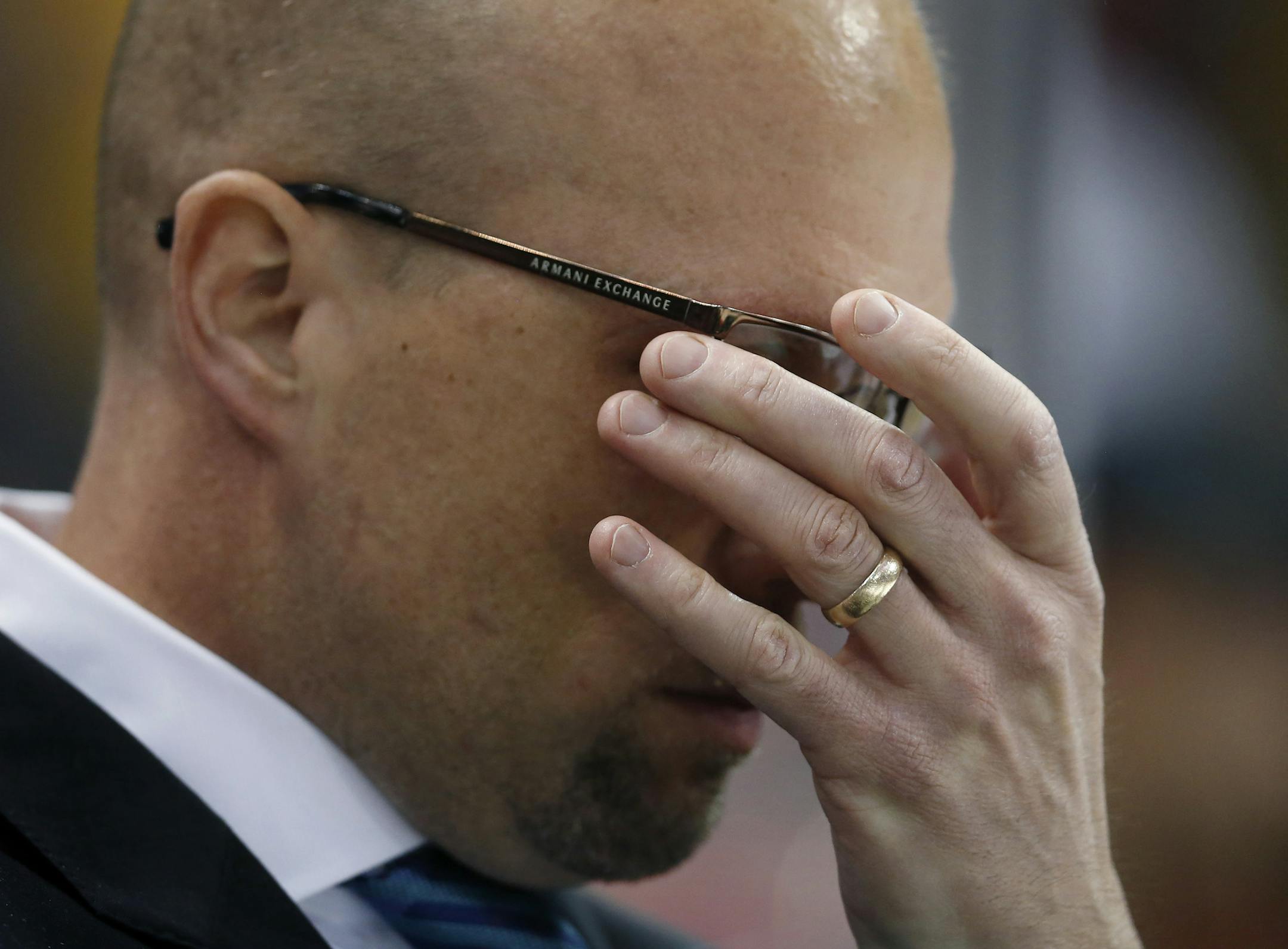 Minnesota Wild head coach Mile Yeo adjusted his glasses in the third period. ] CARLOS GONZALEZ cgonzalez@startribune.com, May 5, 2015, St. Paul, MN, Xcel Energy Center, NHL, Minnesota Wild vs. Chicago Blackhawks, Game 3, Stanley Cup Playoffs, Round 2