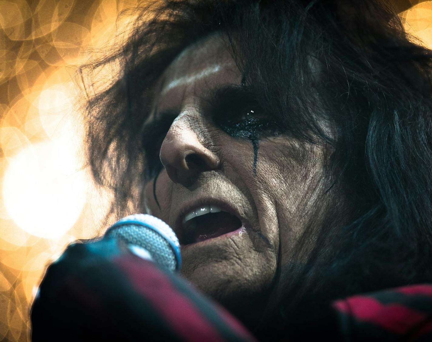 Alice Cooper performs at Xcel Energy Center Saturday, Nov. 15, 2014. ] AARON LAVINSKY &#x2022; aaron.lavinsky@startribune.com Alice Cooper performs at Xcel Energy Center Saturday, Nov. 15, 2014.