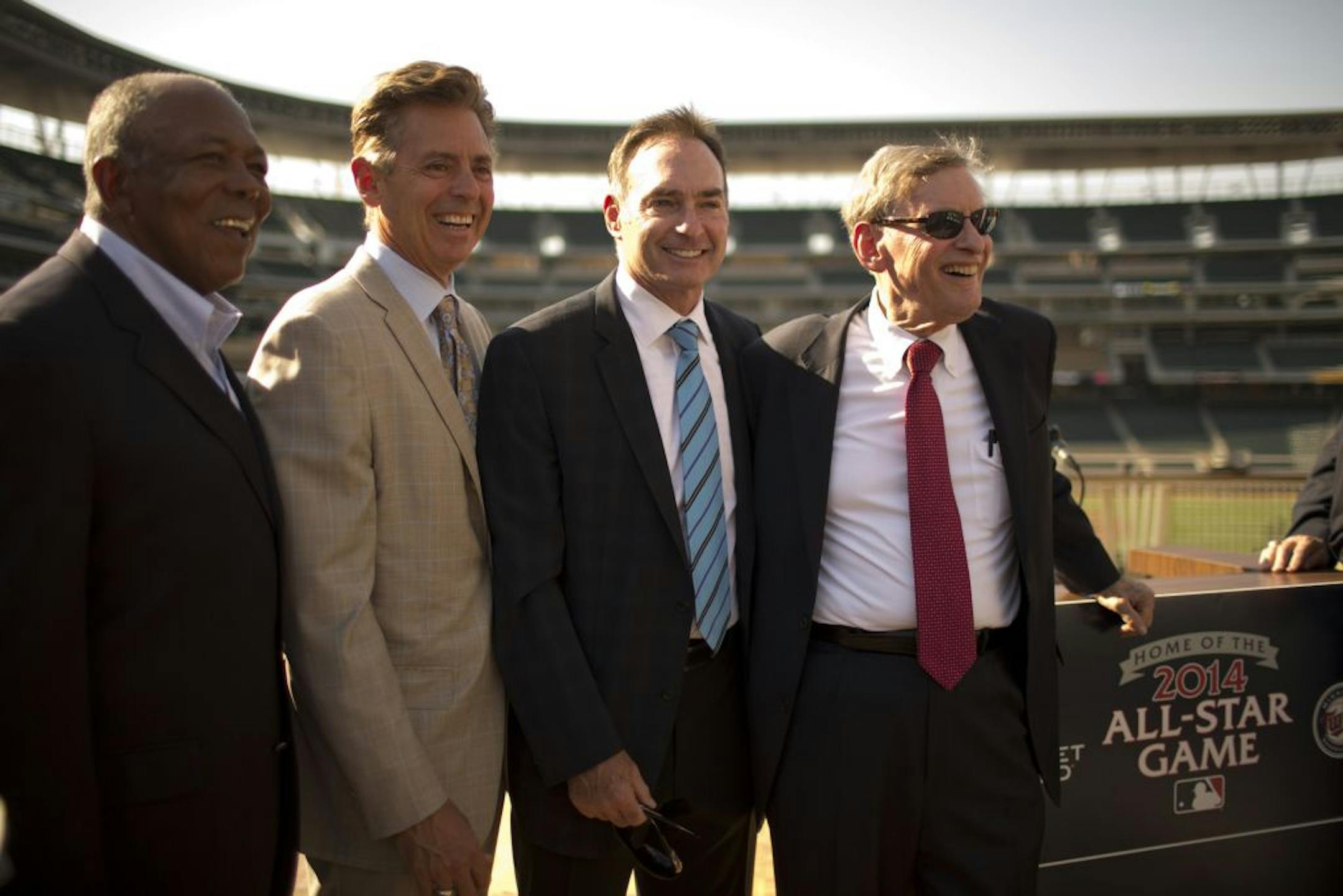 Former Twins Tony Oliva, Roy Smalley, and Paul Molitor posed for a photo with baseball Commissioner Bud Selig after the 2014 All-Star Game announcement was made.