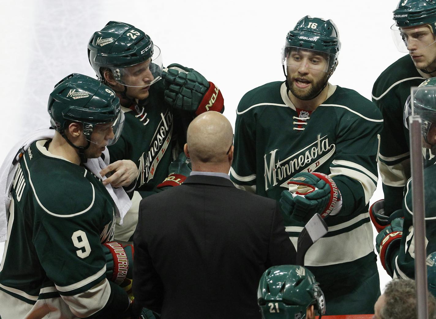 Coach Mike Yeo talked to the Wild during a game last season.