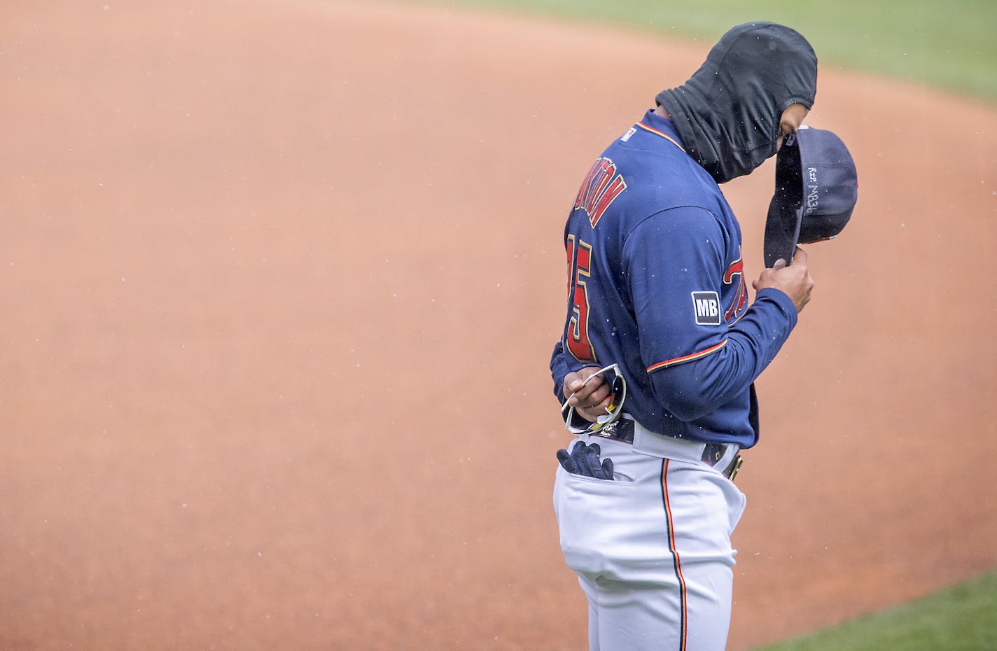 Byron Buxton stood for a moment of silence to honor Daunte Wright before the Twins took on the Boston Red Sox on Tuesday