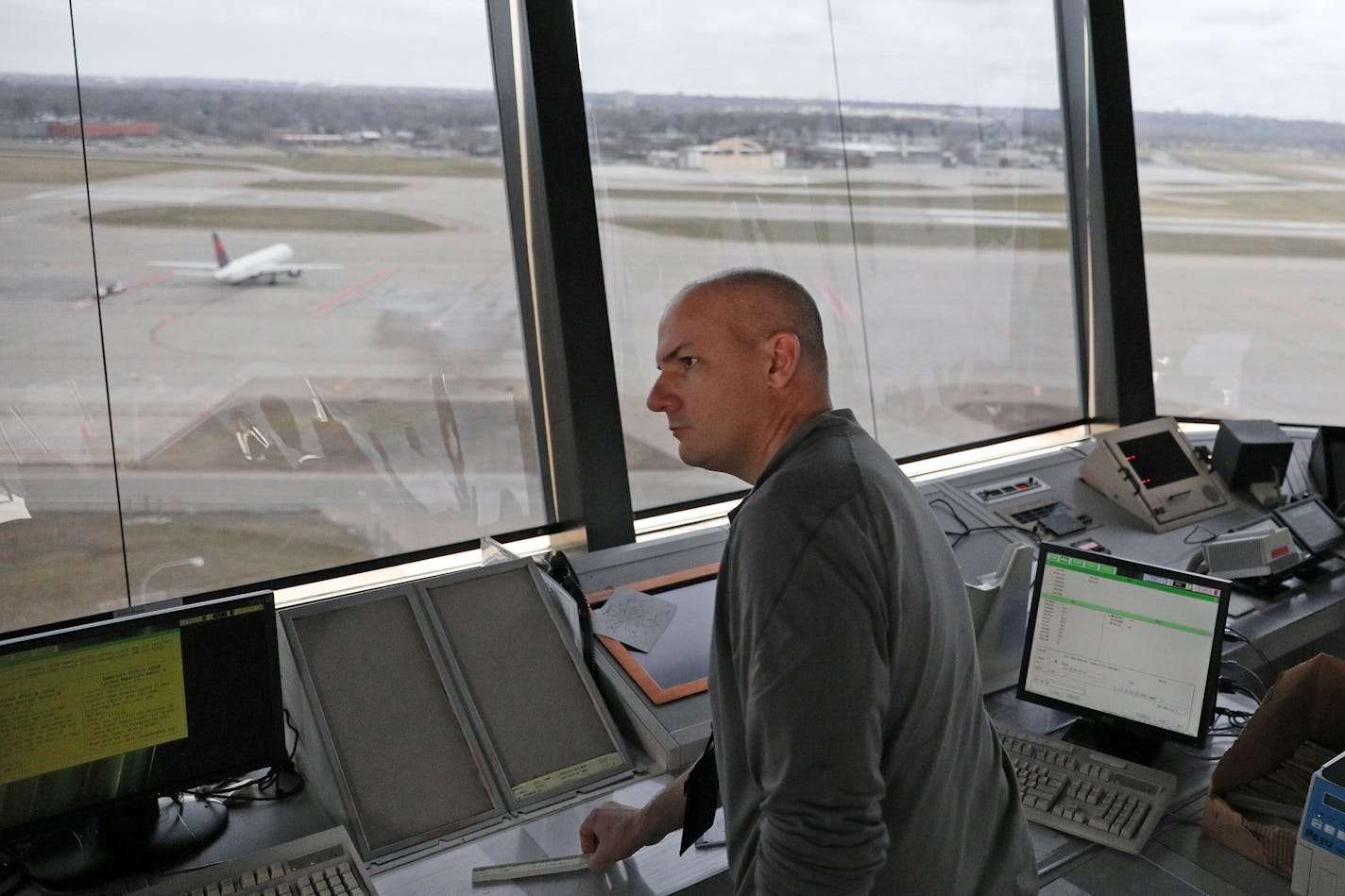 Peter Dwyer prepared for a demonstration of the Federal Aviation Administration's Next Generation Air Transportation System for members of the media Tuesday.