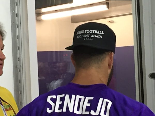 Vikings safety Sendejo out for rest of season with groin injury