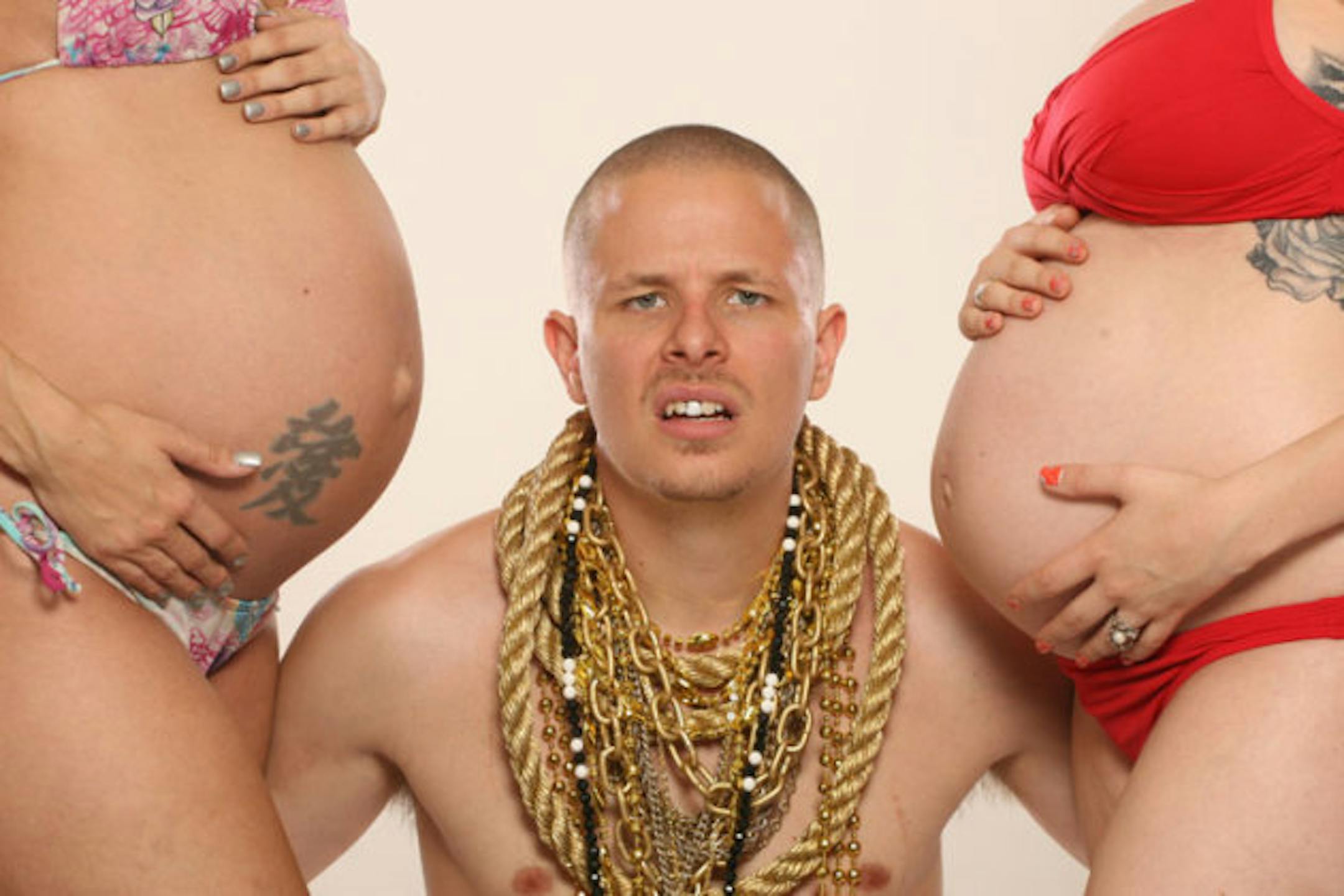 A publicity photo for Prof's "King Gampo" album showed off his inflated sense of humor.