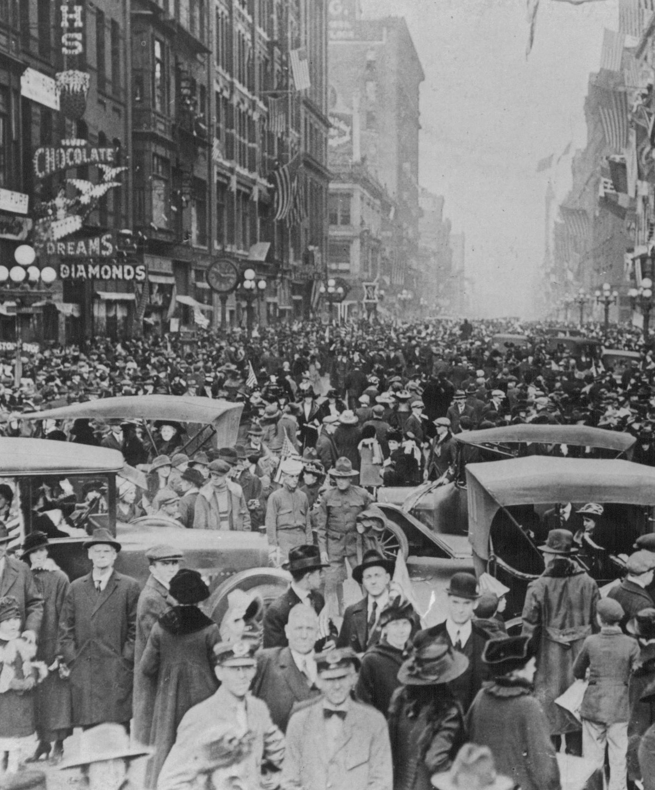 May 28, 1967 A Jubilant throng filled Minneapolis' Nicollet Av. (above) Nov. 11, 1918, to cheer the signing of the armistice with Germany and the end of World War I. Flags appeared on stores, which closed to join in the celebration. The news of the Allied victory reached Minneapolis shortly before 2 a.m. The Courthouse chimes and then hundreds of whistles woke up the sleeping city, and people started gathering. Said the Minneapolis Tribune: "It is estimated that the downtown crowds increased at