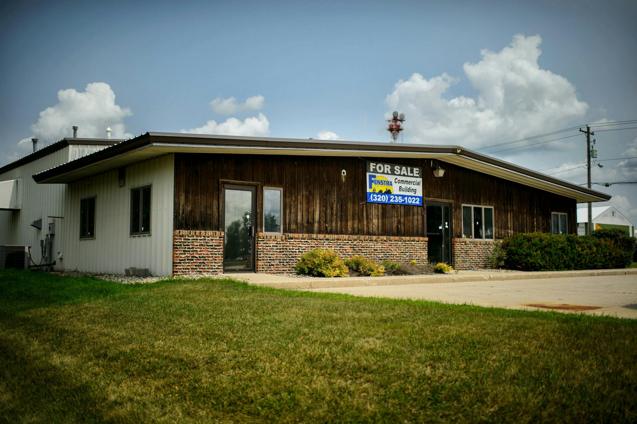 Empty commercial building in Willmar where medial cannabis may be grown later. ] Wednesday, July 30, 2014. GLEN STUBBE * gstubbe@startribune.com 208 Lakeland Dr. NE