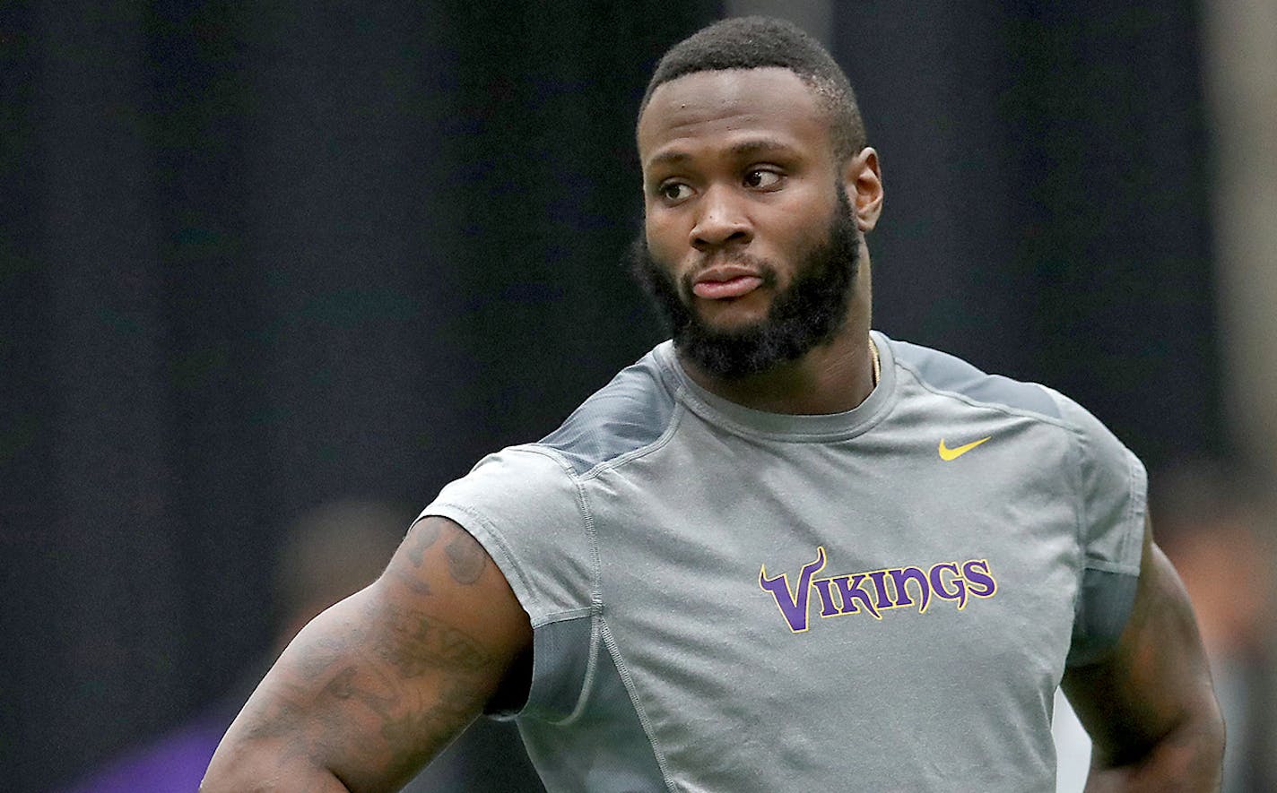 Minnesota Vikings newly acquired running back Latavius Murray worked out at Winter Park, Tuesday, April 25, 2017 in Eden Prairie, MN. ( ELIZABETH FLORES liz.flores@startribune.com)