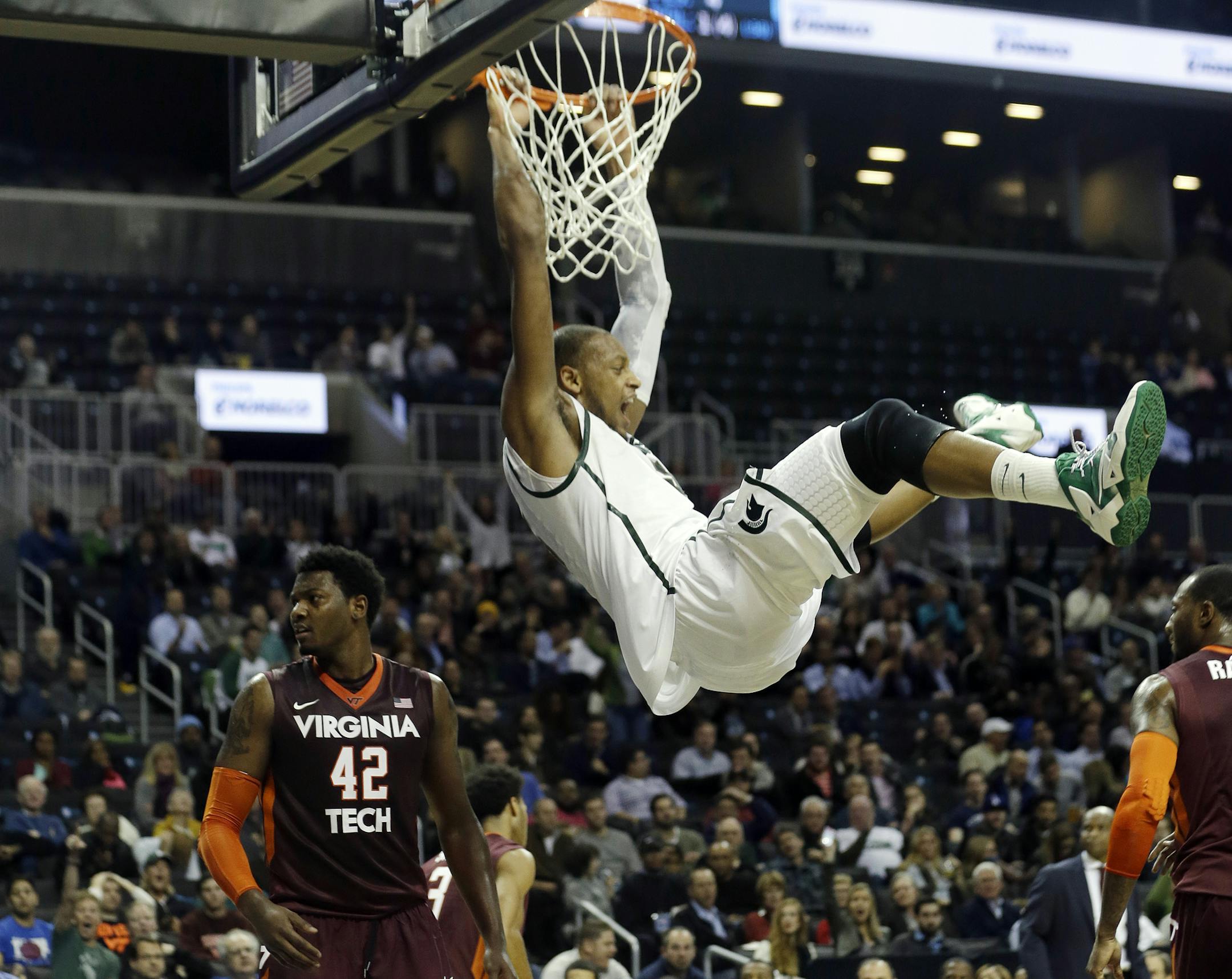 Michigan State's Adreian Payne (5)