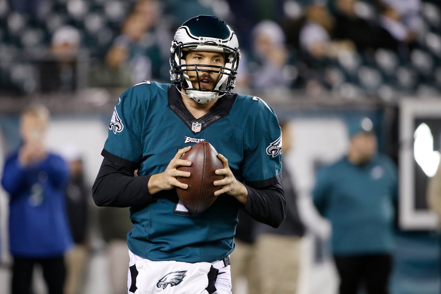 Philadelphia Eagles' Sam Bradford warms up before a game against the Redskins last season. The Vikings gave up two draft picks - including a 2017 first-rounder - to acquire Bradford after Teddy Bridgewater was injured.