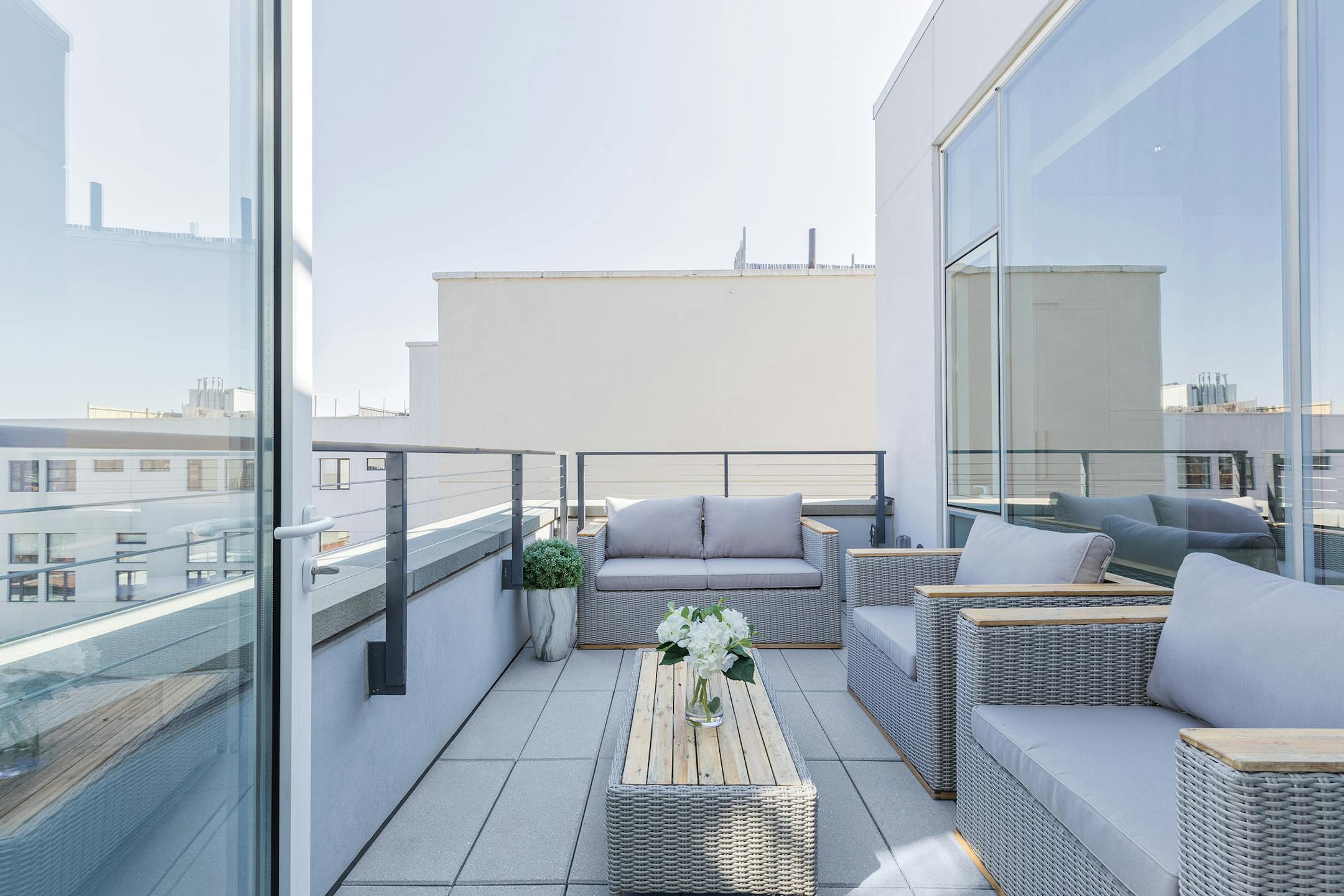 An outdoor oasis created for warmer weather. (Design Recipes/TNS)